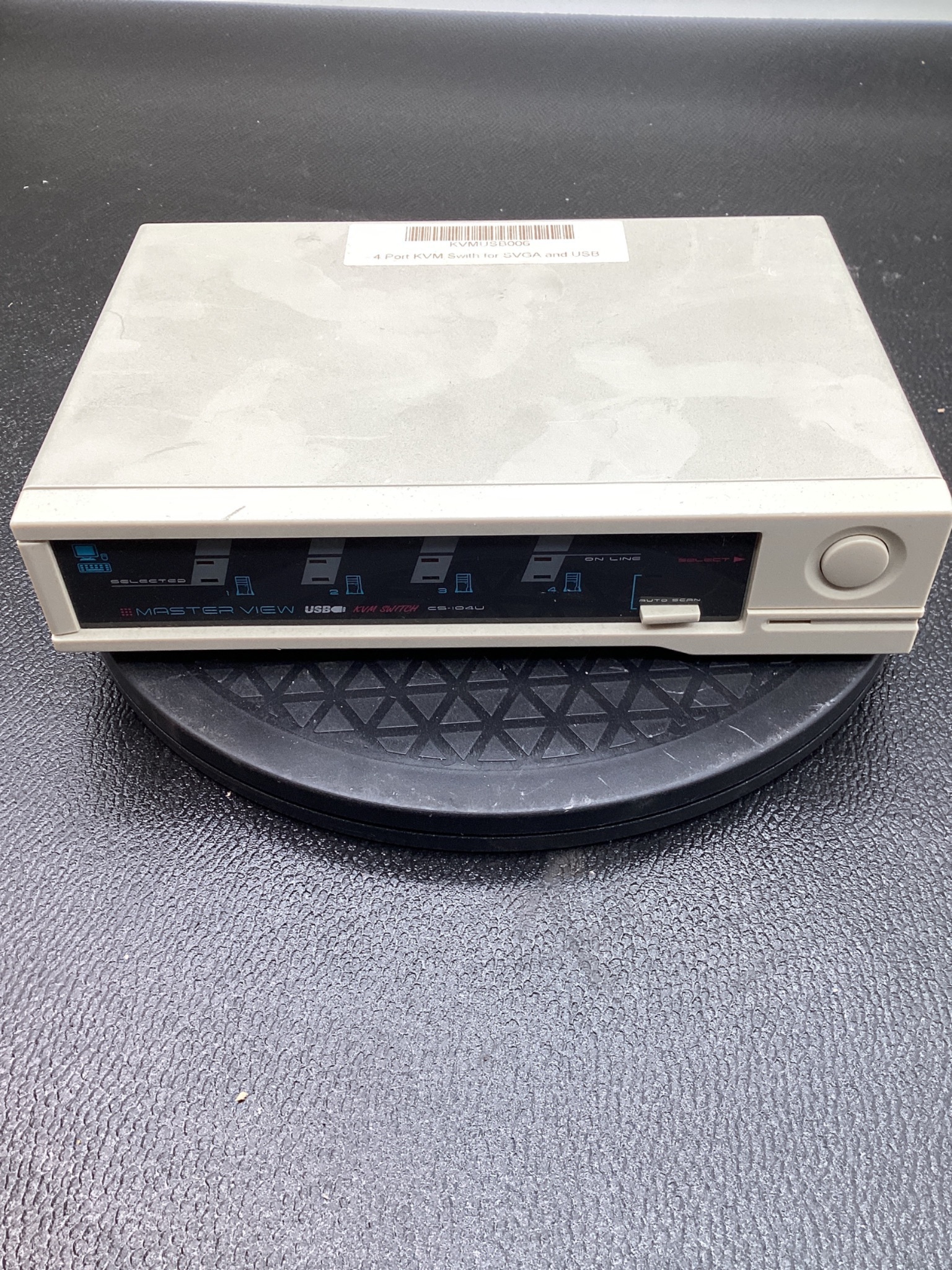 MASTER VIEW CS-104U 4-PORT USB KVM SWITCH USED 0