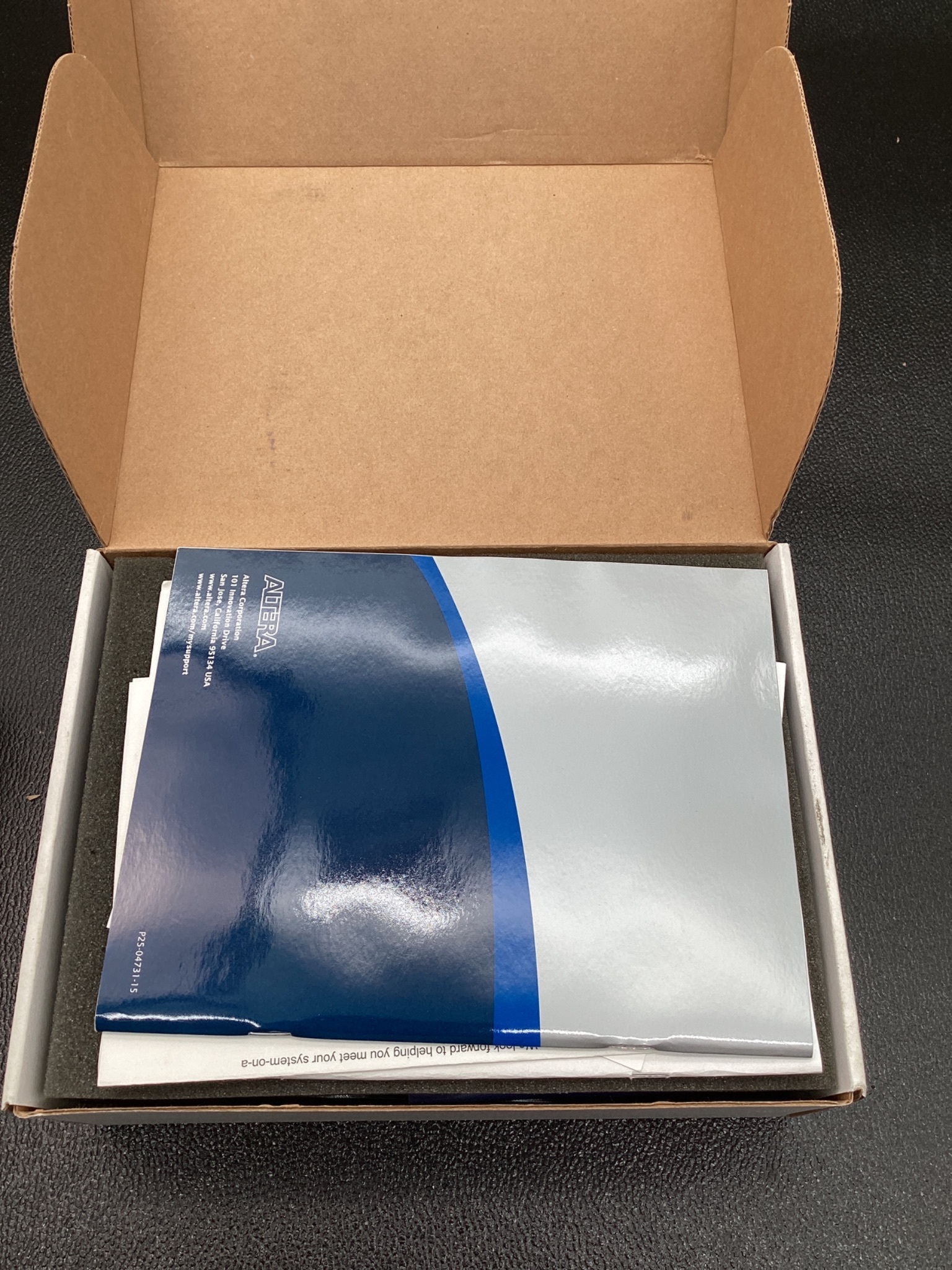 ALTERA CYCLONE II FPGA Starter Development Kit DK-PCI-2C35N-0A NEW 1
