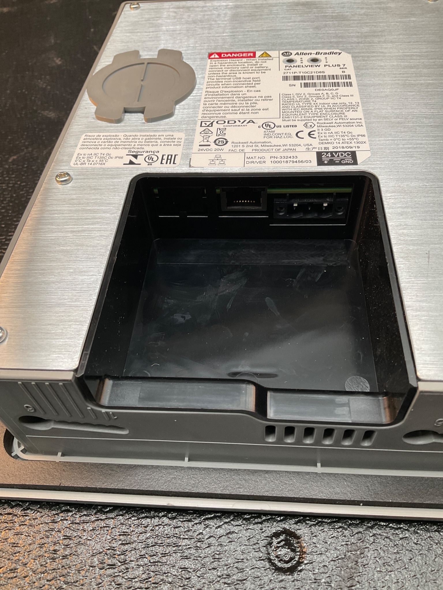 ALLEN BRADLEY 2711P-T10C21D8S PANELVIEW PLUS 7 10.4IN HMI USED 6