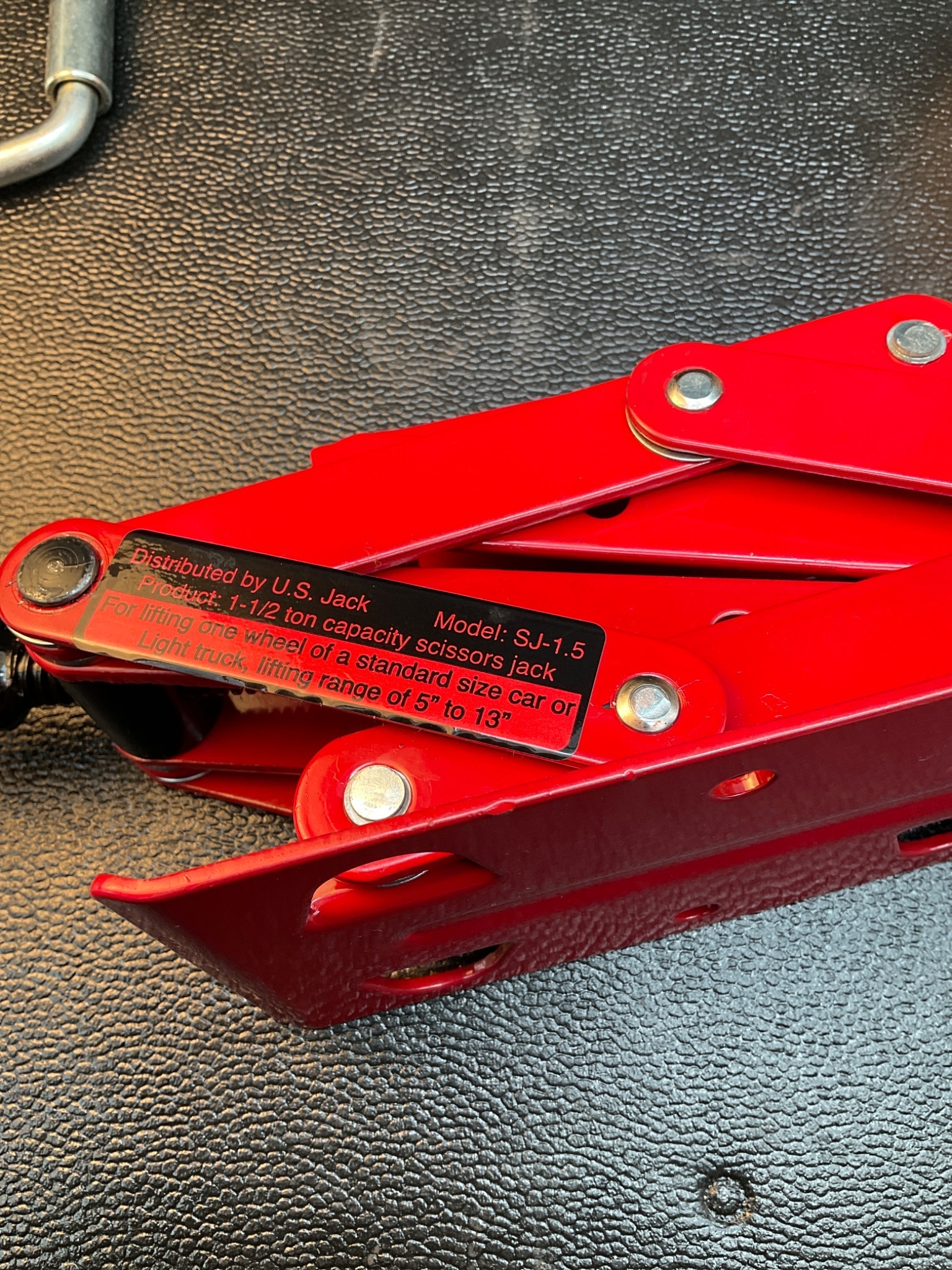 NORCO 82002C 1.5 TON SCISSORS JACK WITH CRANK HANDLE NEW 4