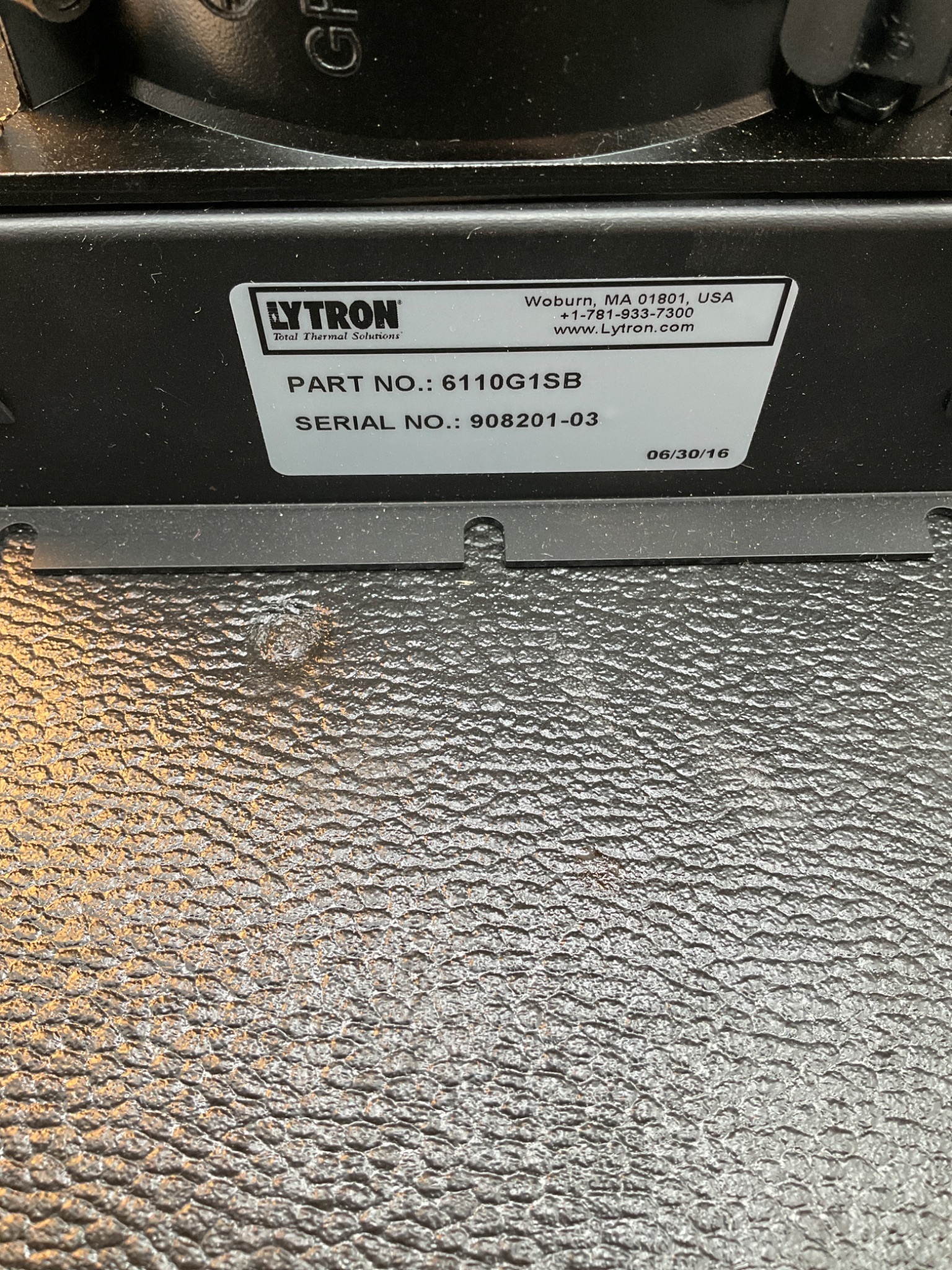 LYTRON 6110G1SB COPPER TUBE-FIN HEAT EXCHANGER 430W USED 2