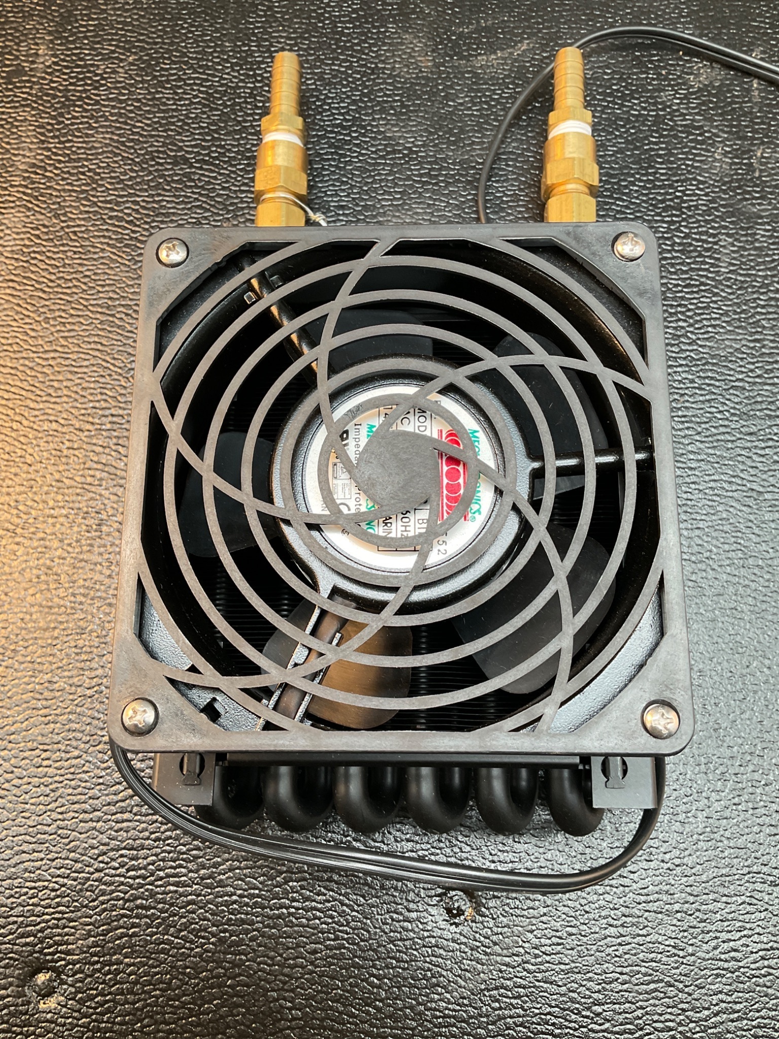 LYTRON 6110G1SB COPPER TUBE-FIN HEAT EXCHANGER 430W USED 5