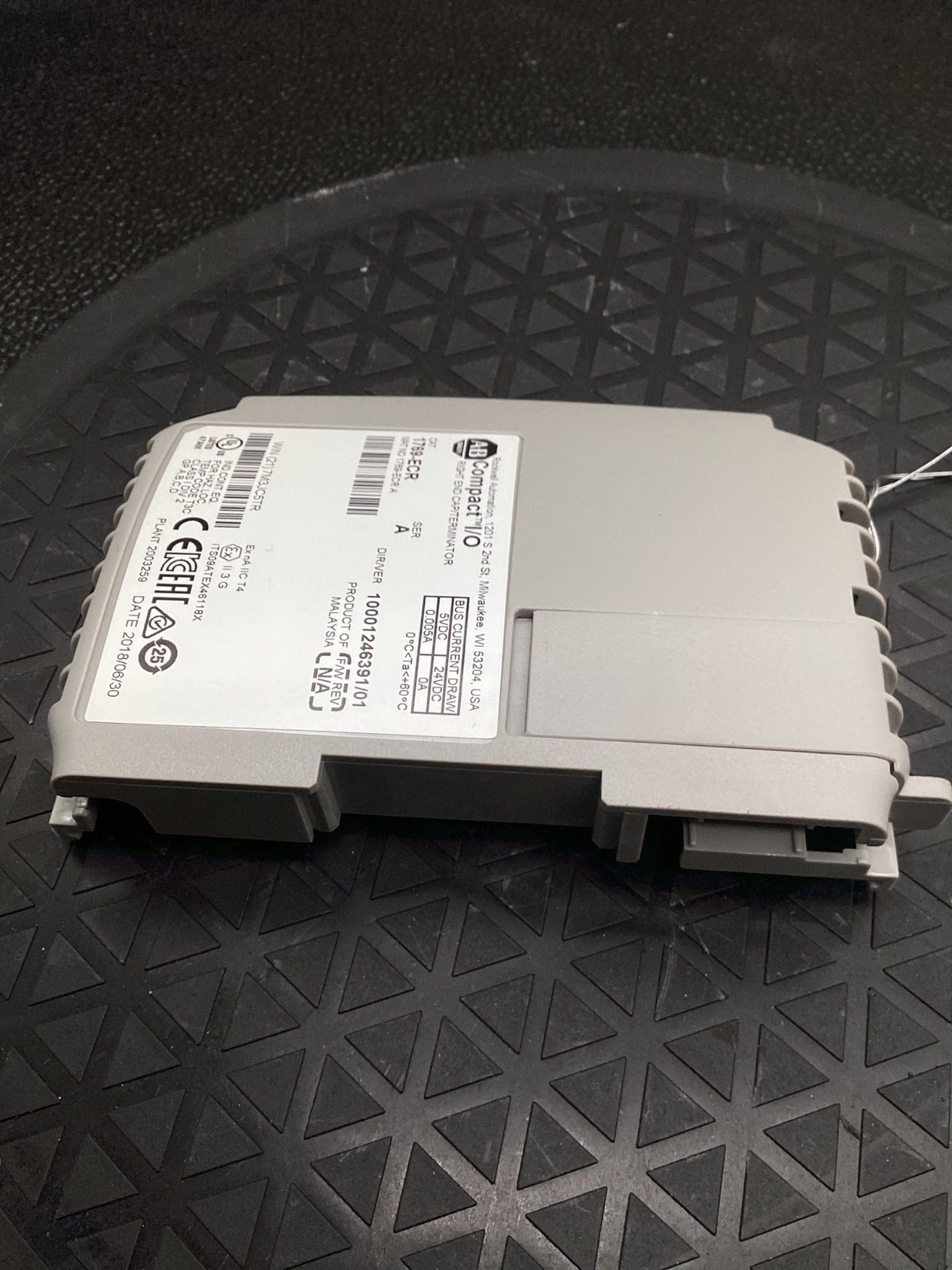 ALLEN BRADLEY 1769-ECR COMPACT I/O END CAP TERMINATOR MODULE USED 1