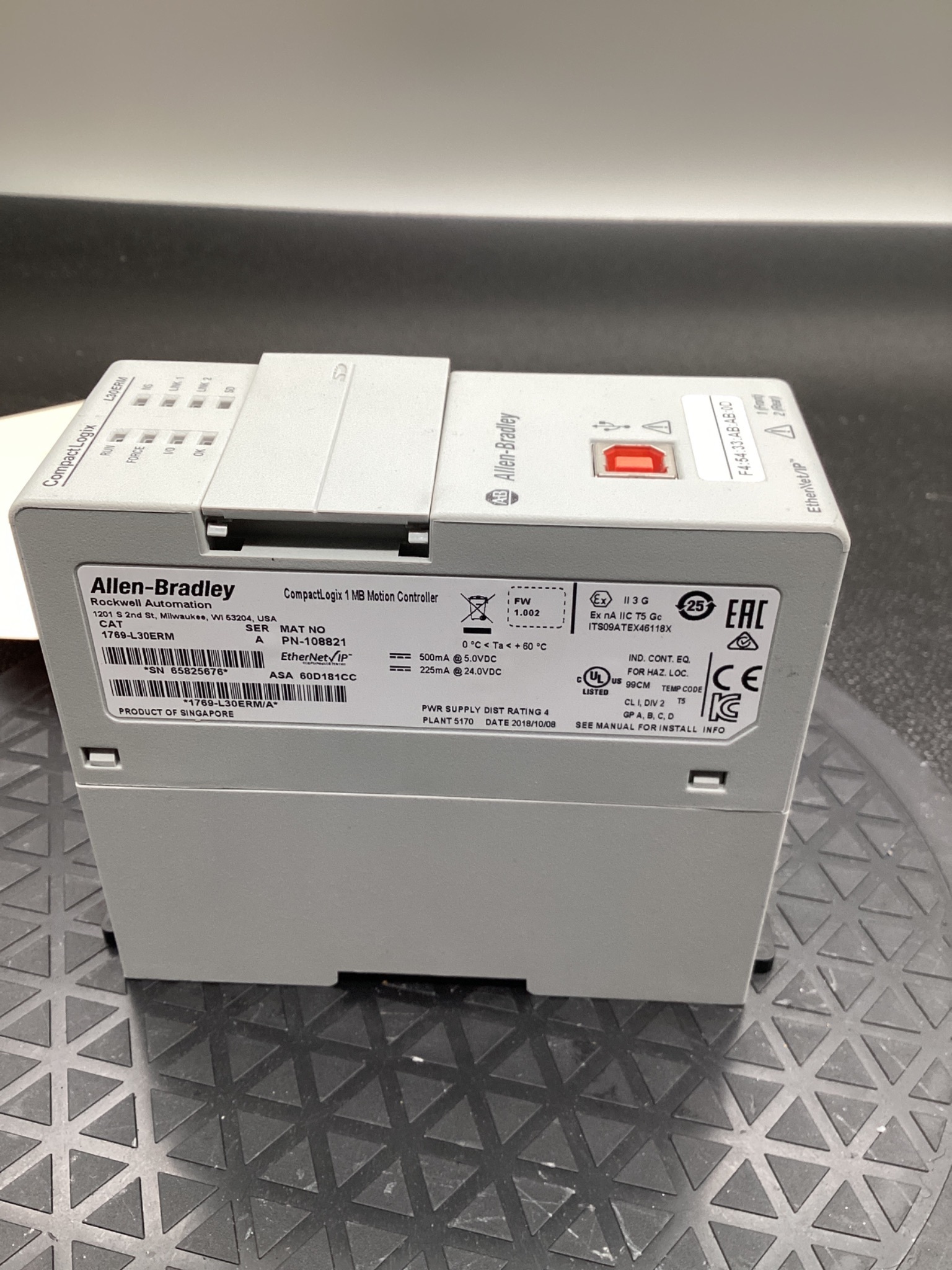 ALLEN BRADLEY 1769-L30ERM COMPACTLOGIX 1MB MOTION CONTROLLER USED 3