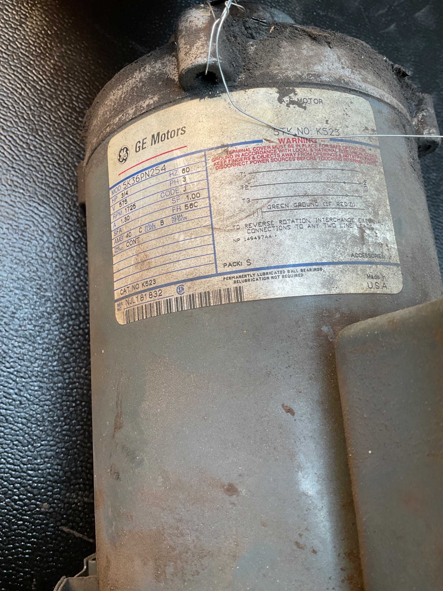 GE MOTORS 5K36PN254 3/4 HP 3PH 575V 1800 RPM TEFC MOTOR USED 1