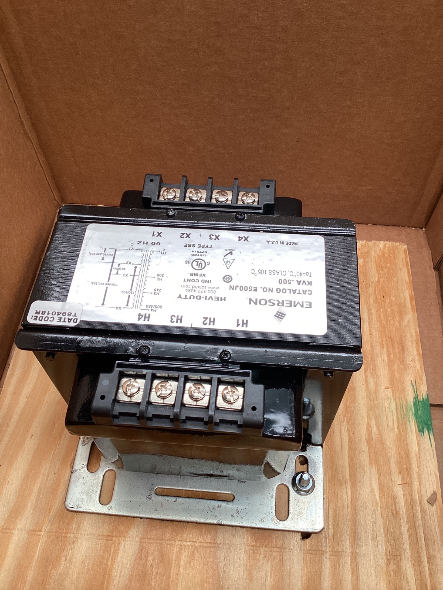 SOLAHD E500JN CONTROL TRANSFORMER 500VA 208-600V TO 120/24V NEW 4