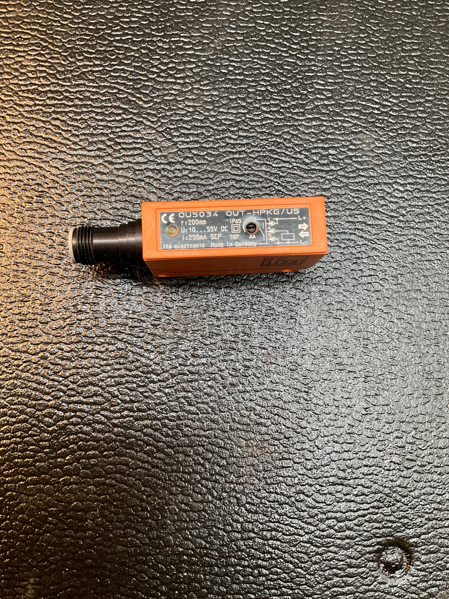IFM OU5034 PHOTOELECTRIC SENSOR DIFFUSE REFLECTION PNP M12 10–55VDC NEW 3
