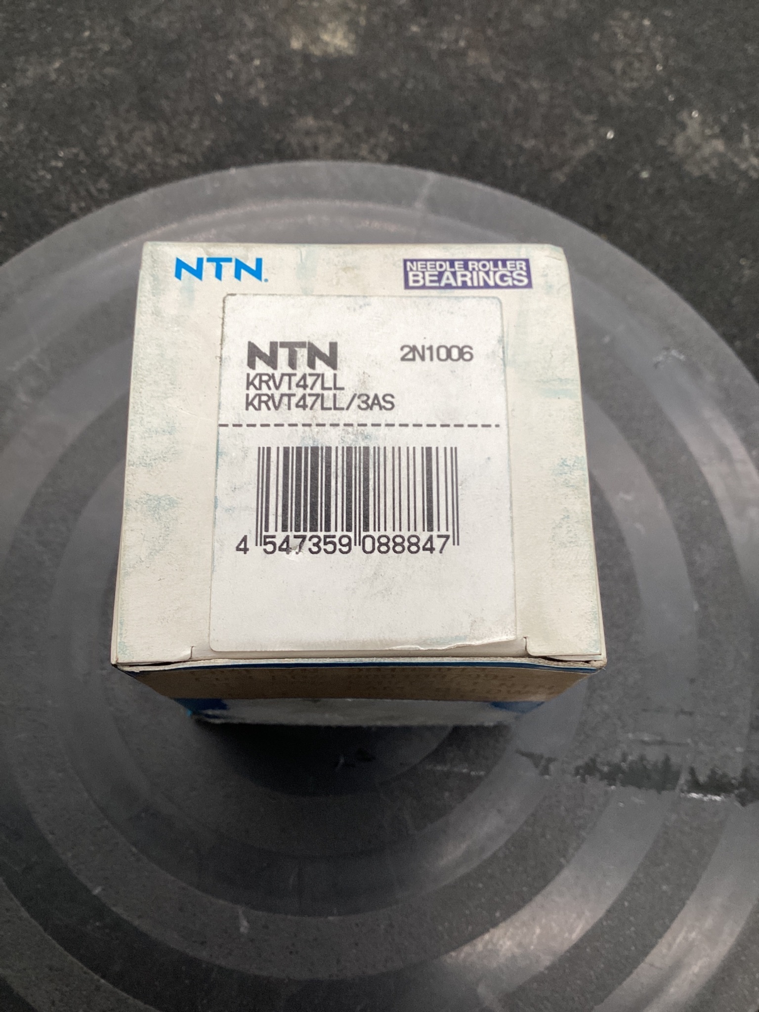 NTN KRVT47LL CAM FOLLOWER STUD TYPE TRACK ROLLER BEARING NEW 2