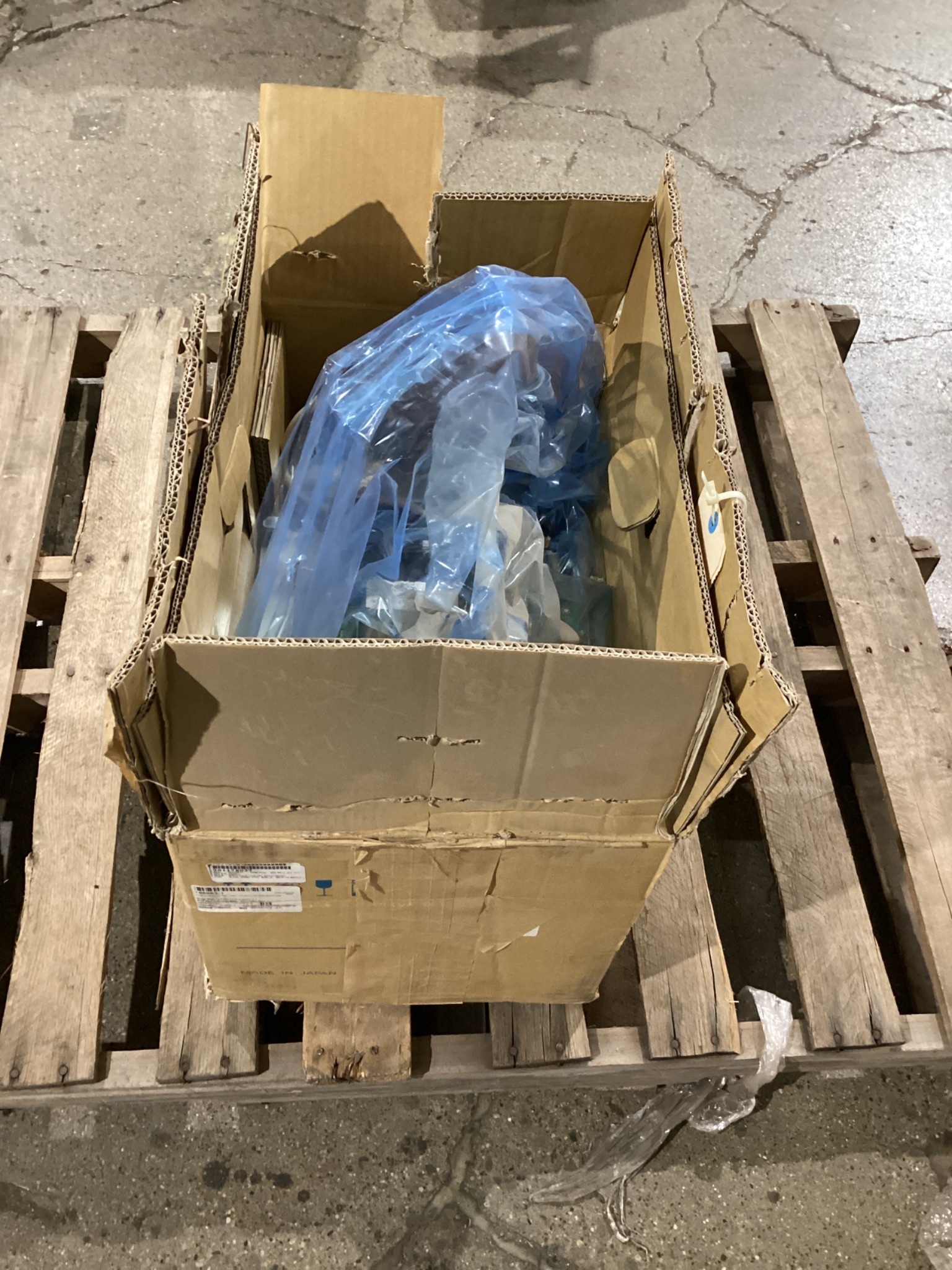 YASKAWA JZRCR-YSV03-11 DX100 ROBOT SERVOPACK AMPLIFIER NEW 1