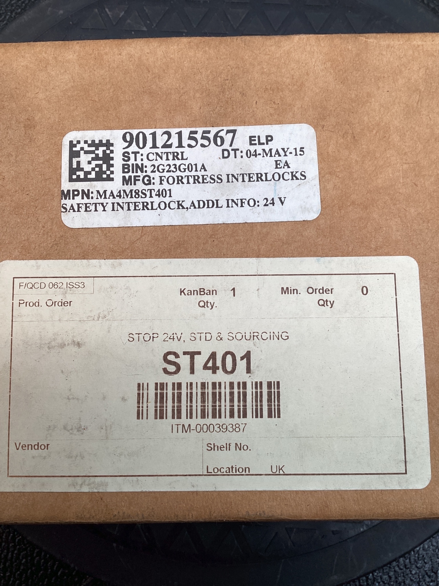FORTRESS INTERLOCKS MA4M8ST401 SAFETY INTERLOCK SWITCH RIGHT HANDLE NEW 2