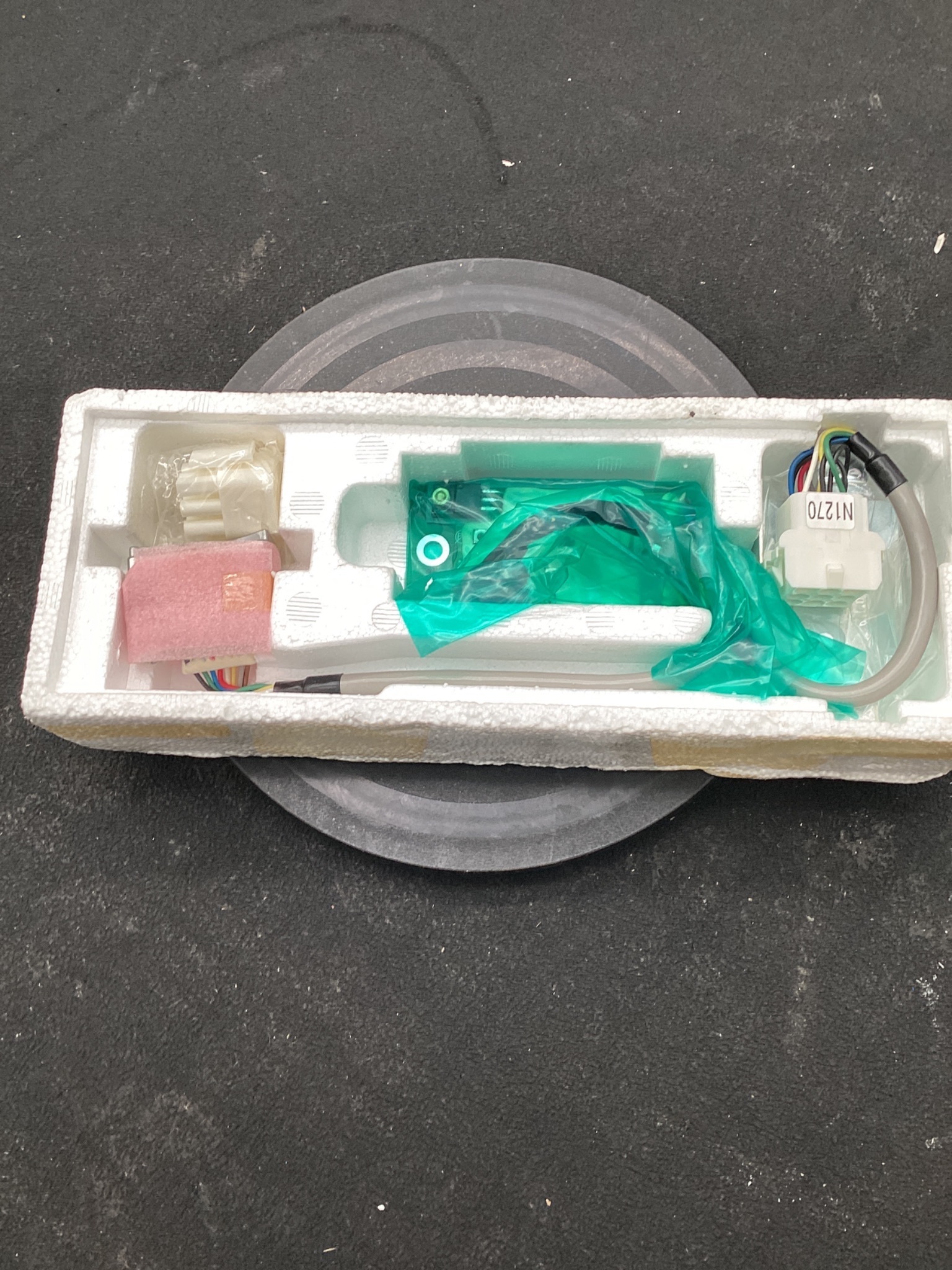MITSUBISHI TS1860N1270 ROTARY SHAFT ENCODER NEW 0