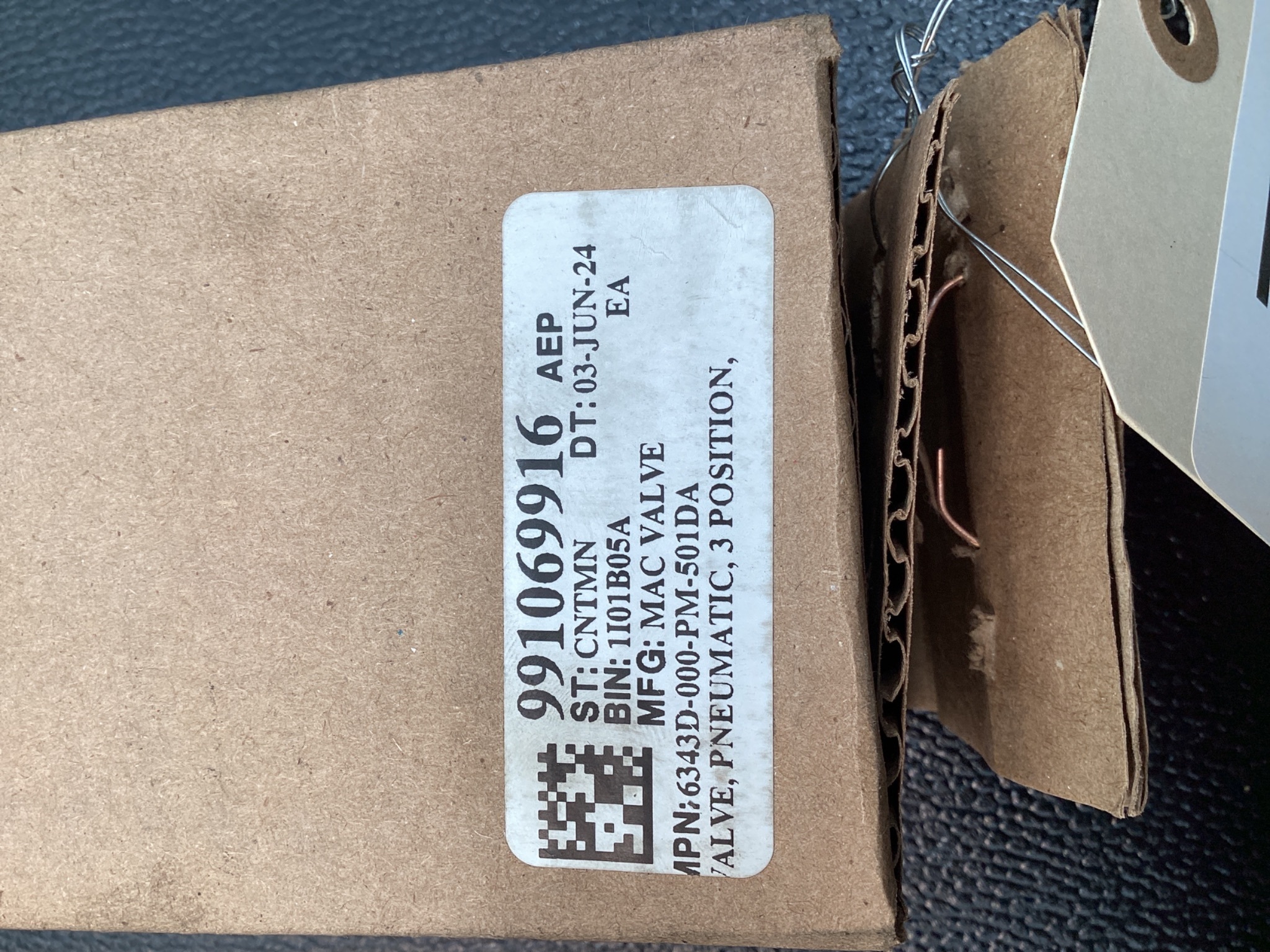 MAC 6343D-000-PM-501DA 4-WAY SOLENOID VALVE 24VDC NEW 6
