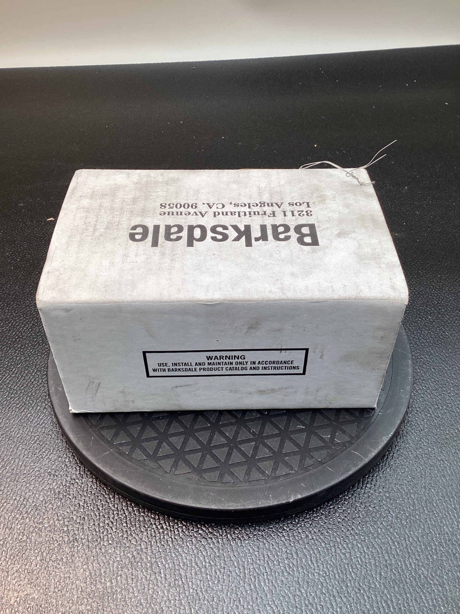 BARKSDALE DPD1T-H18SS DIFFERENTIAL PRESSURE SWITCH 0.4–18 PSI NEW 3