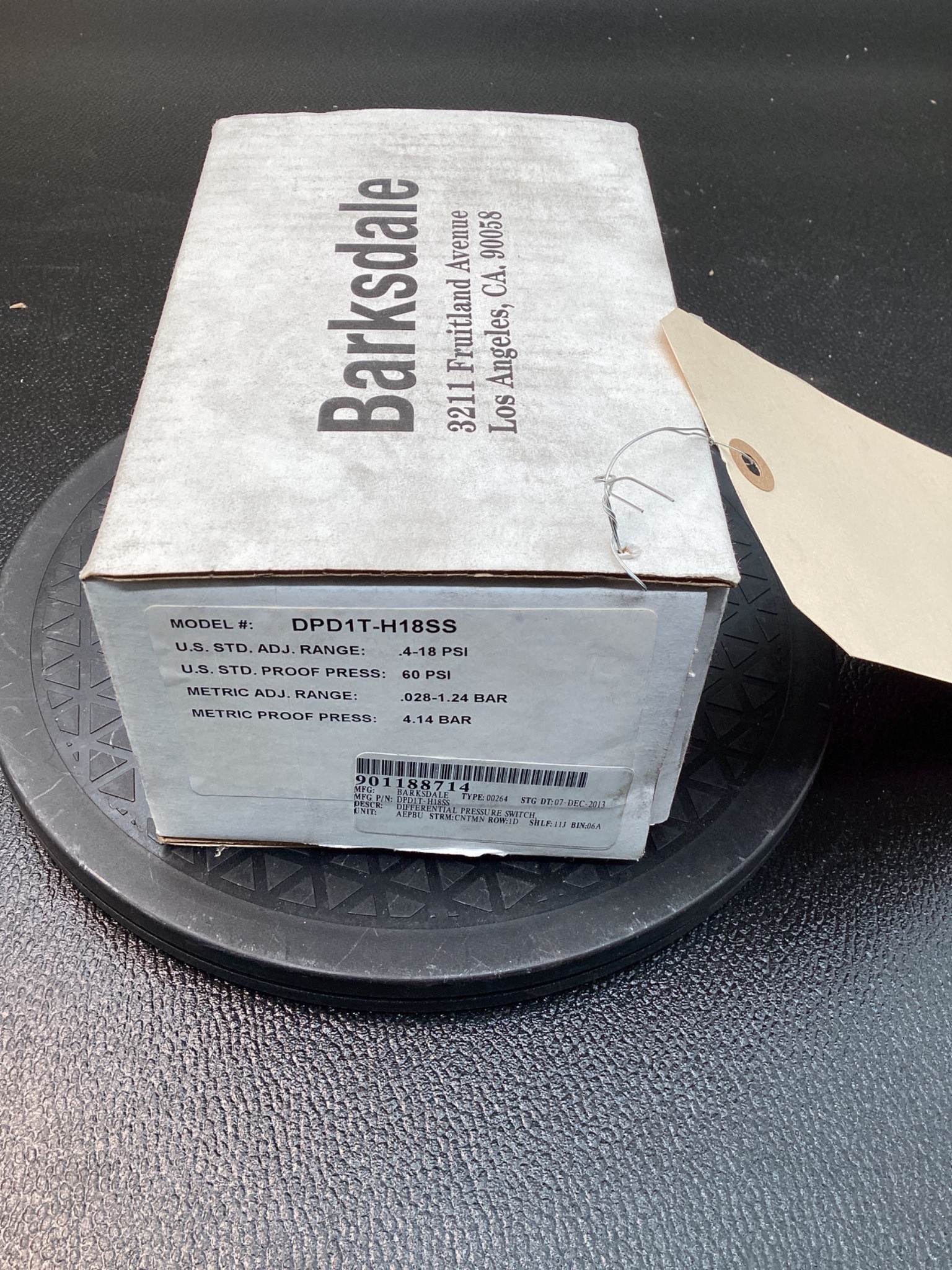 BARKSDALE DPD1T-H18SS DIFFERENTIAL PRESSURE SWITCH 0.4–18 PSI NEW 4