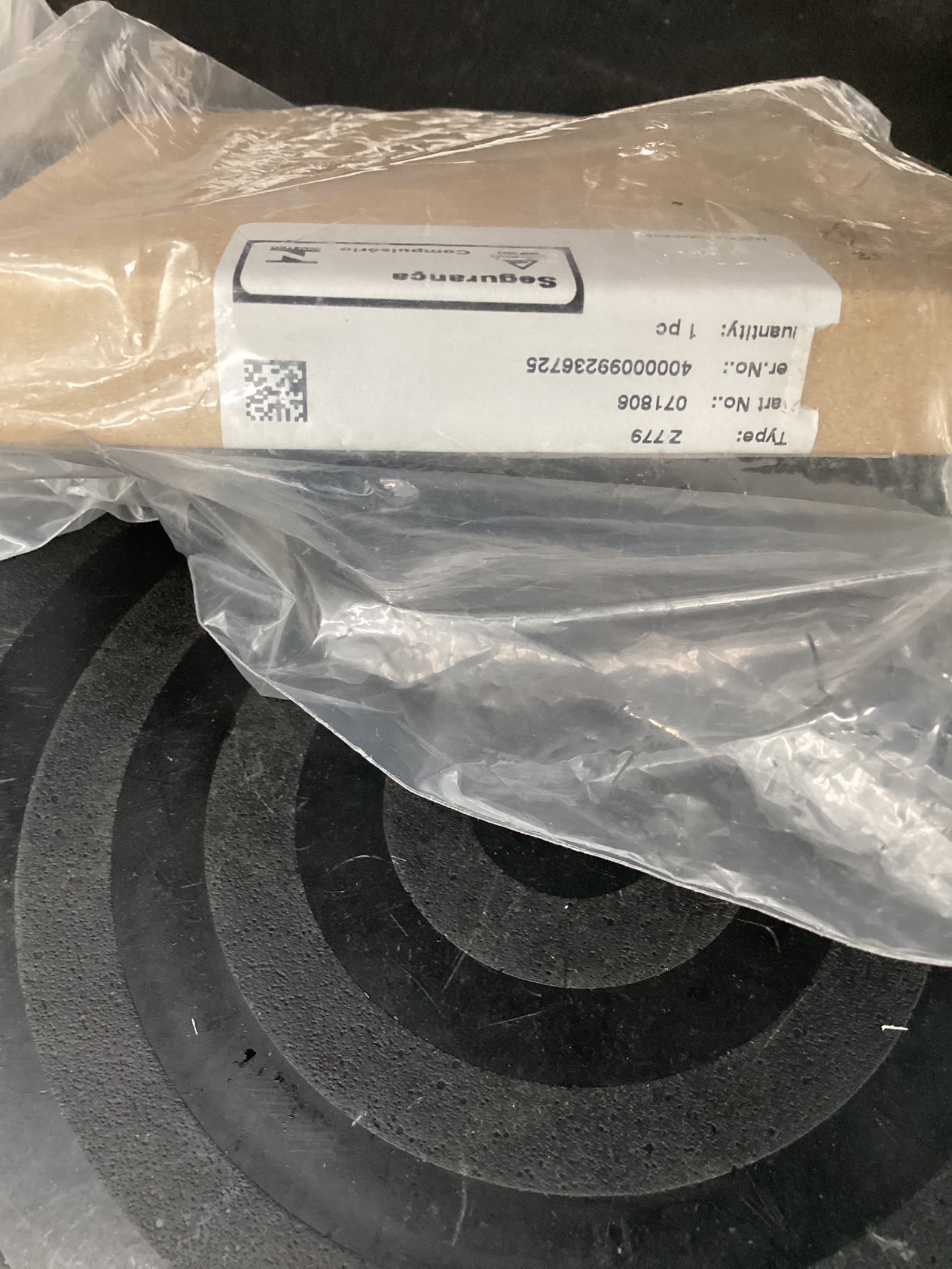 PEPPERL+FUCHS Z779 071806 ZENER BARRIER 2-CHANNEL NEW 1