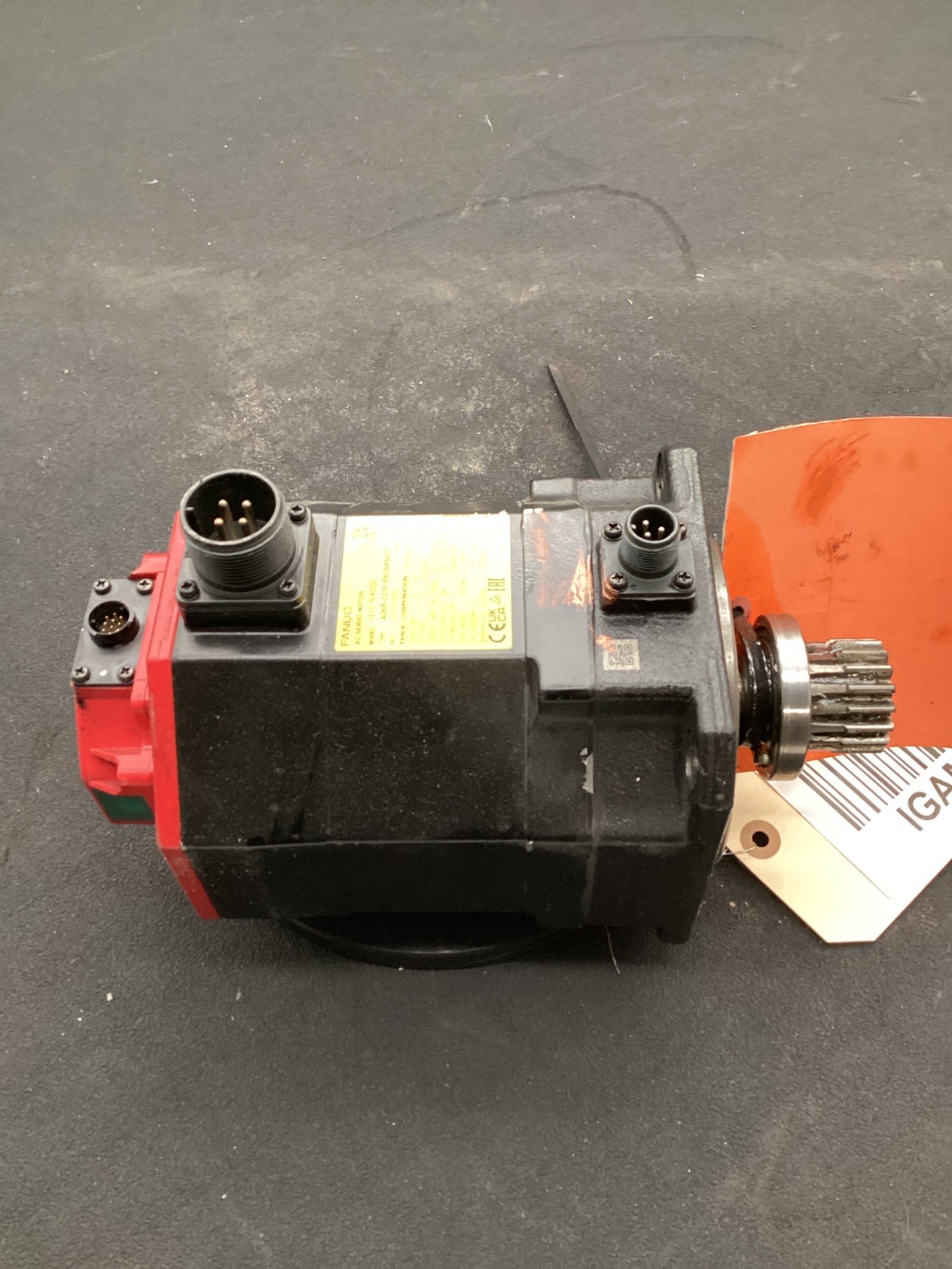 FANUC A06B-0235-B605#S037 AC SERVO MOTOR aiS8/4000 TPR BRK USED 1