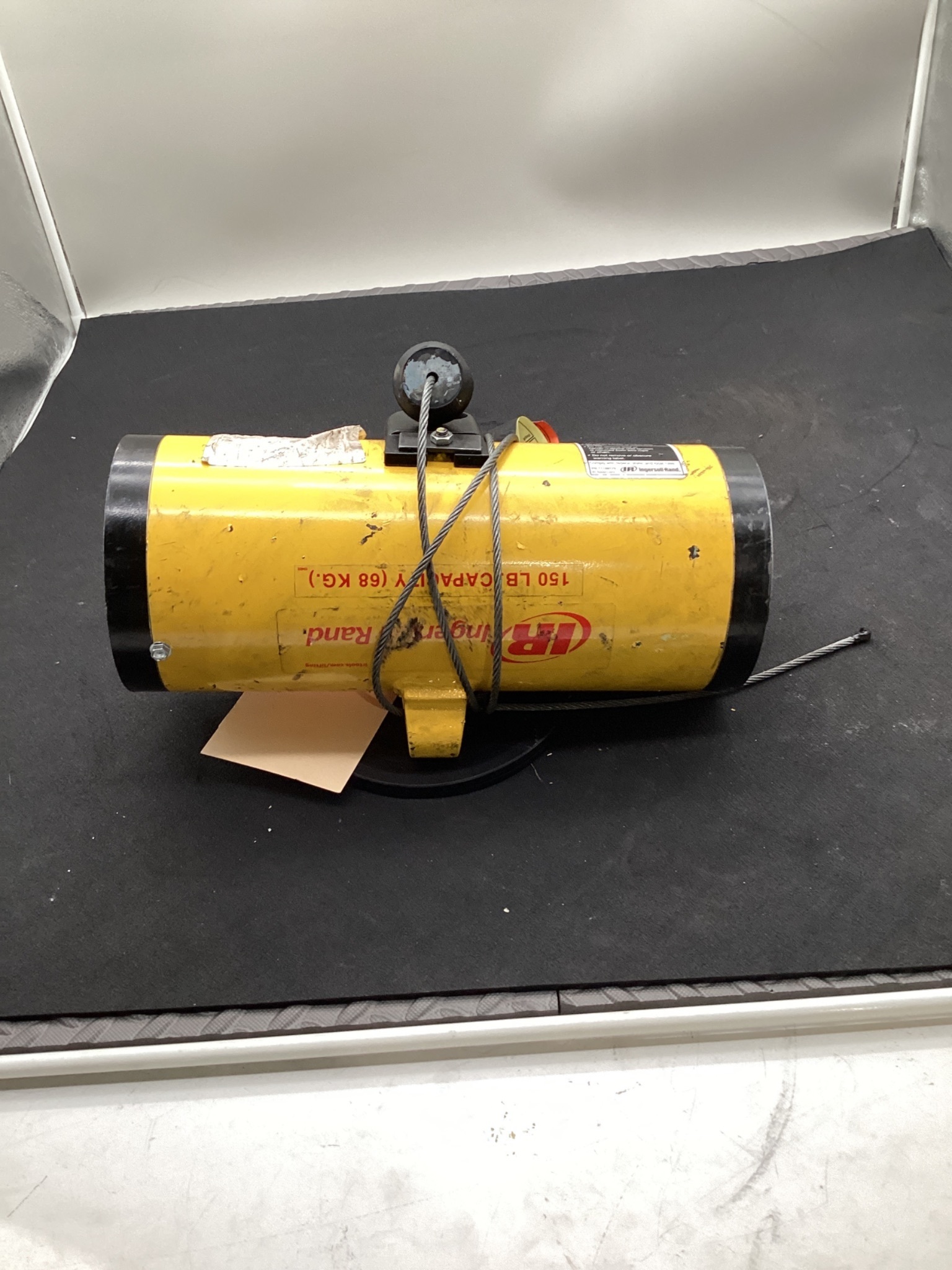 INGERSOLL RAND 71148175 PNEUMATIC TOOL BALANCER HOIST 150LB USED 1