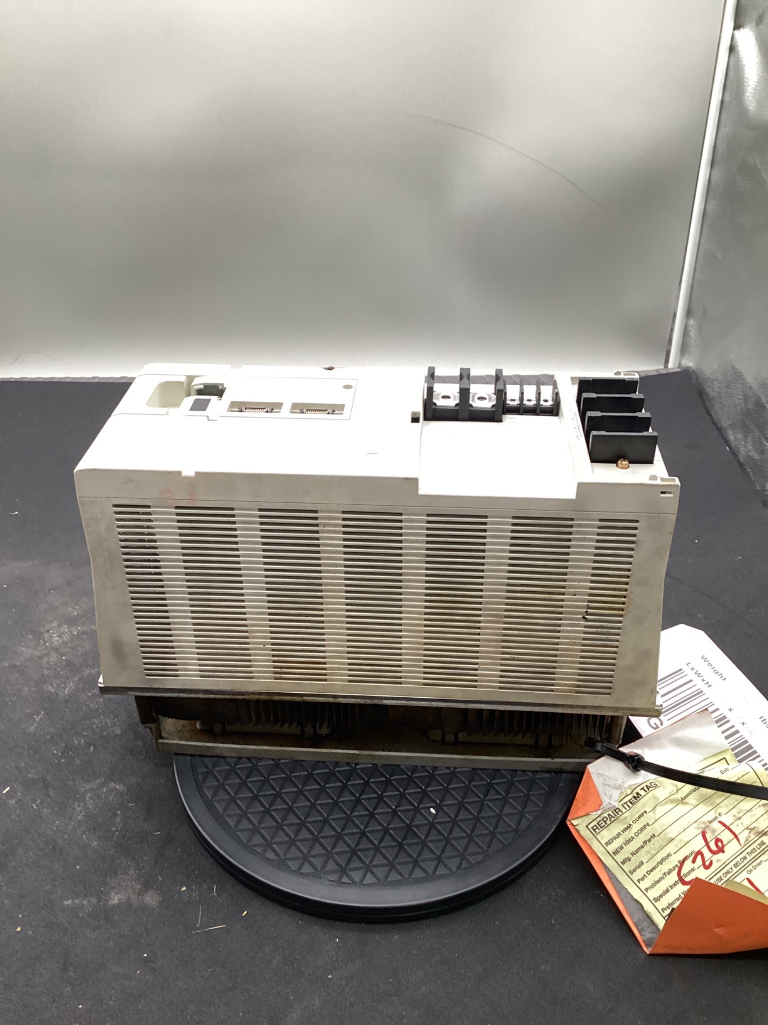 MITSUBISHI MDS-C1-CV-300 SERVO POWER SUPPLY UNIT 30KW USED 0