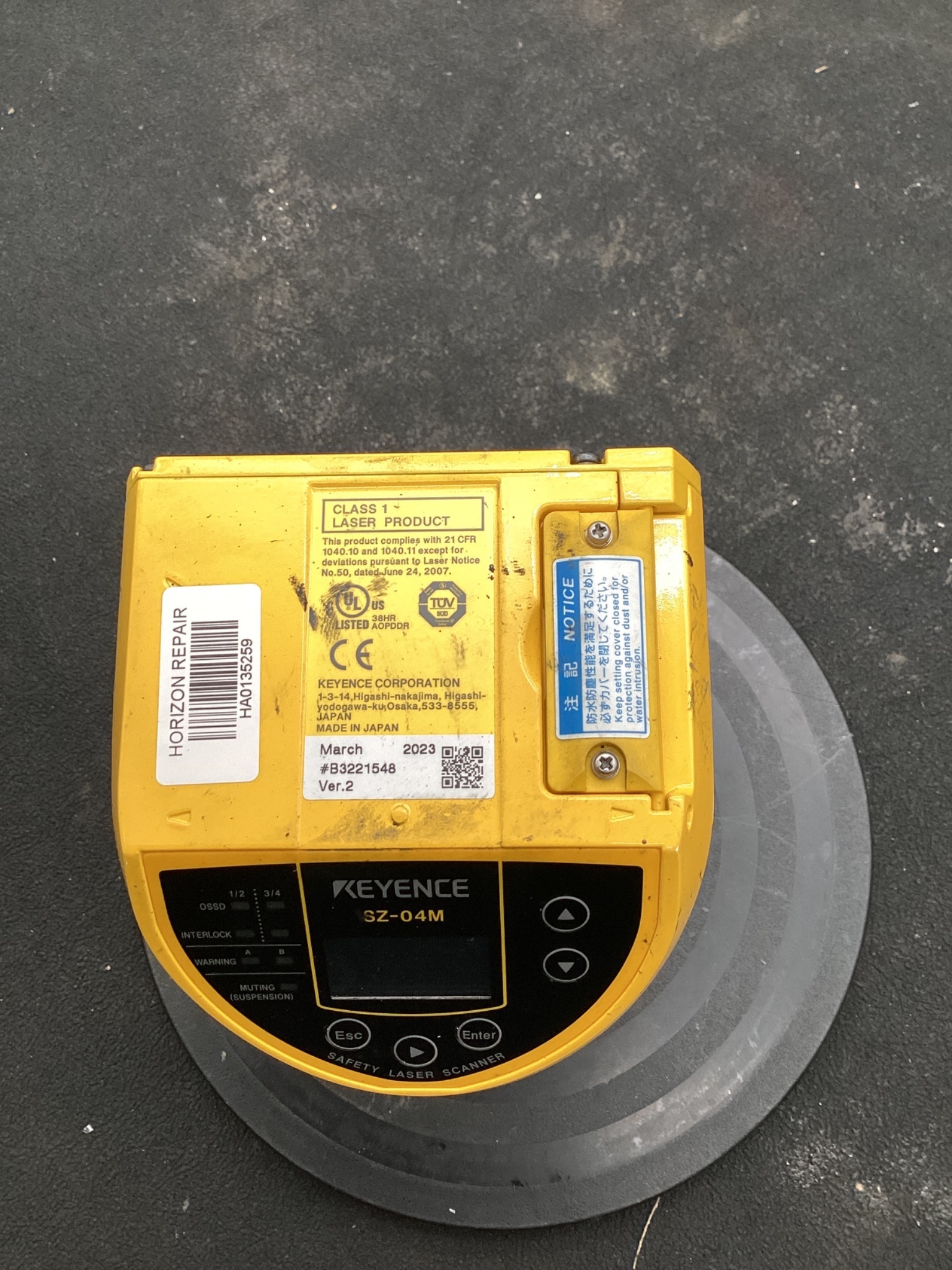 KEYENCE SZ-04M SAFETY LASER SCANNER 4M 190° IP65 USED 4