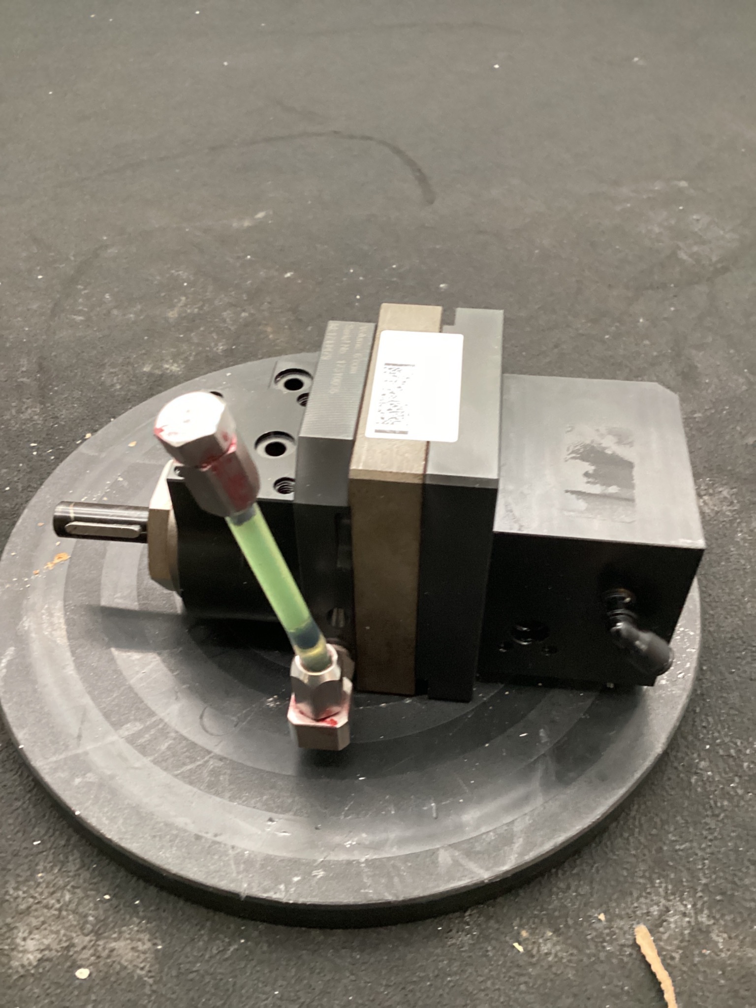 ABB 1711479 HYDRAULIC COMPONENT 6CCM VOLUME SERIAL 17310036 USED 2