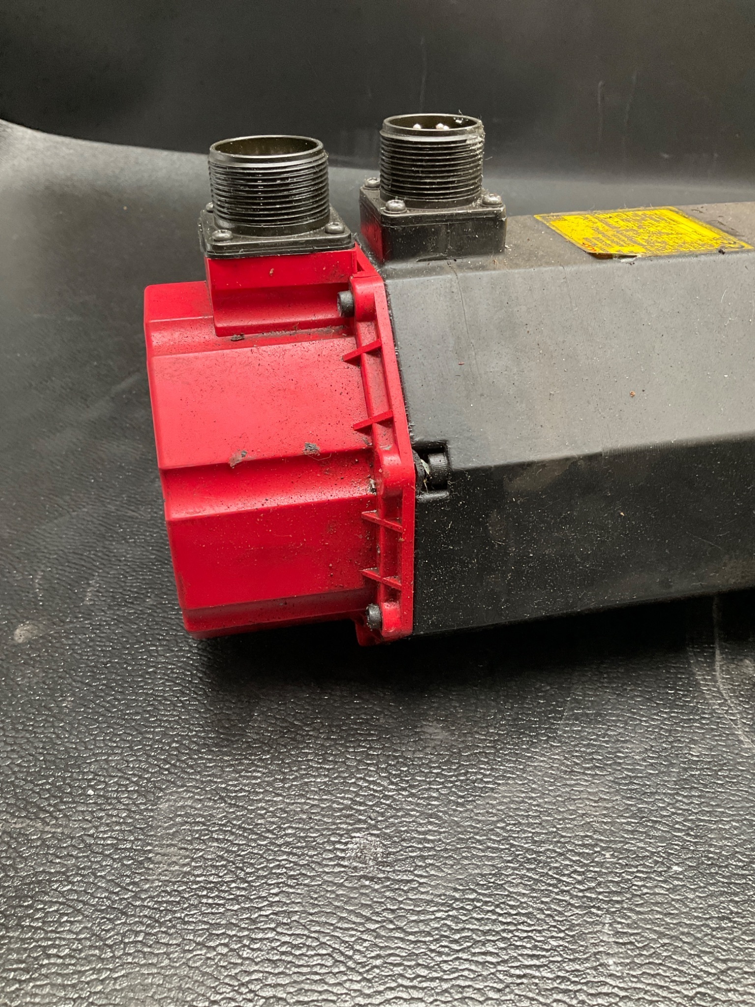 FANUC A06B-0128-B175 AC SERVO MOTOR A6/3000 A64 W/BRAKE USED 4