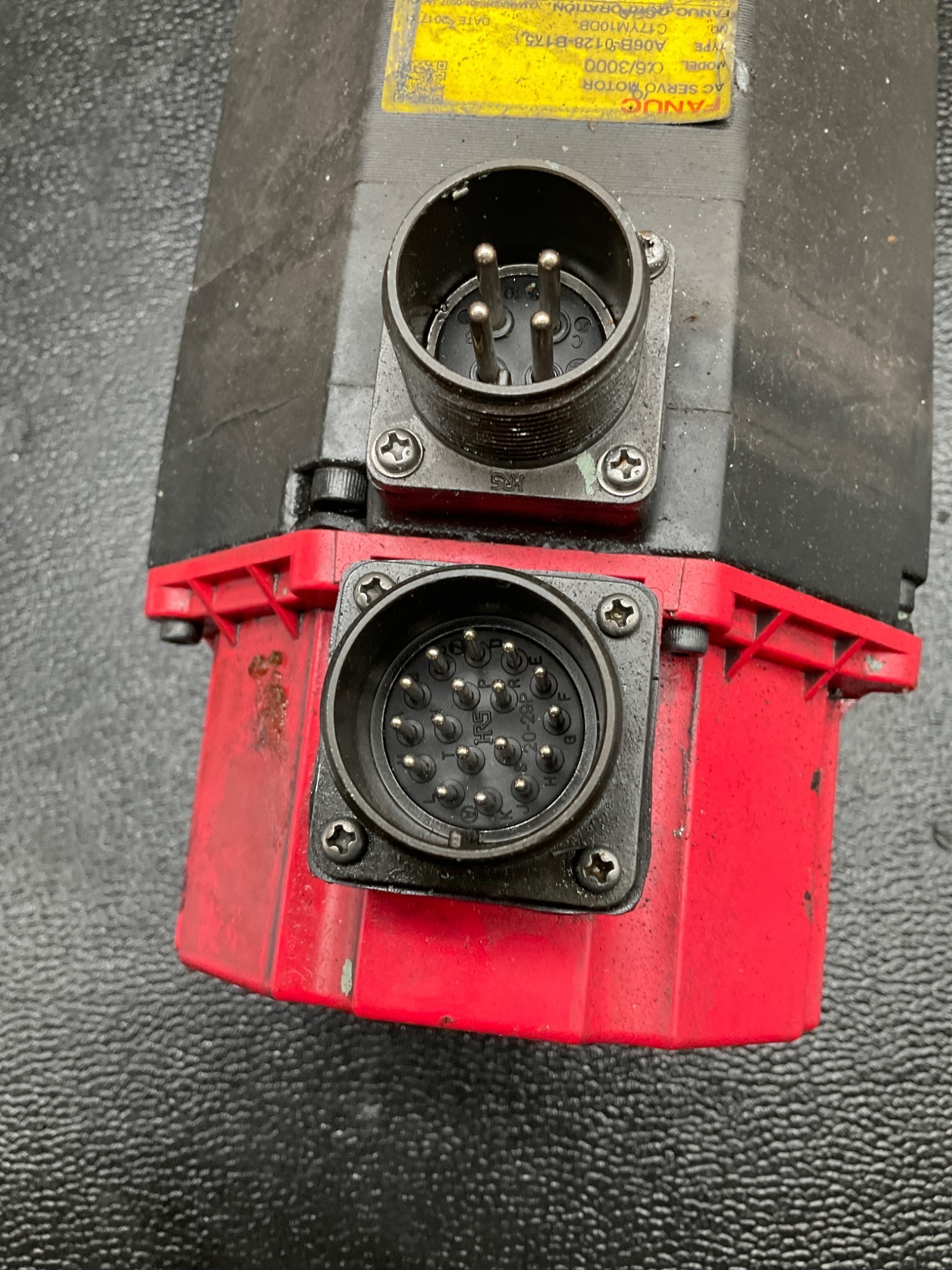 FANUC A06B-0128-B175 AC SERVO MOTOR A6/3000 A64 W/BRAKE USED 6