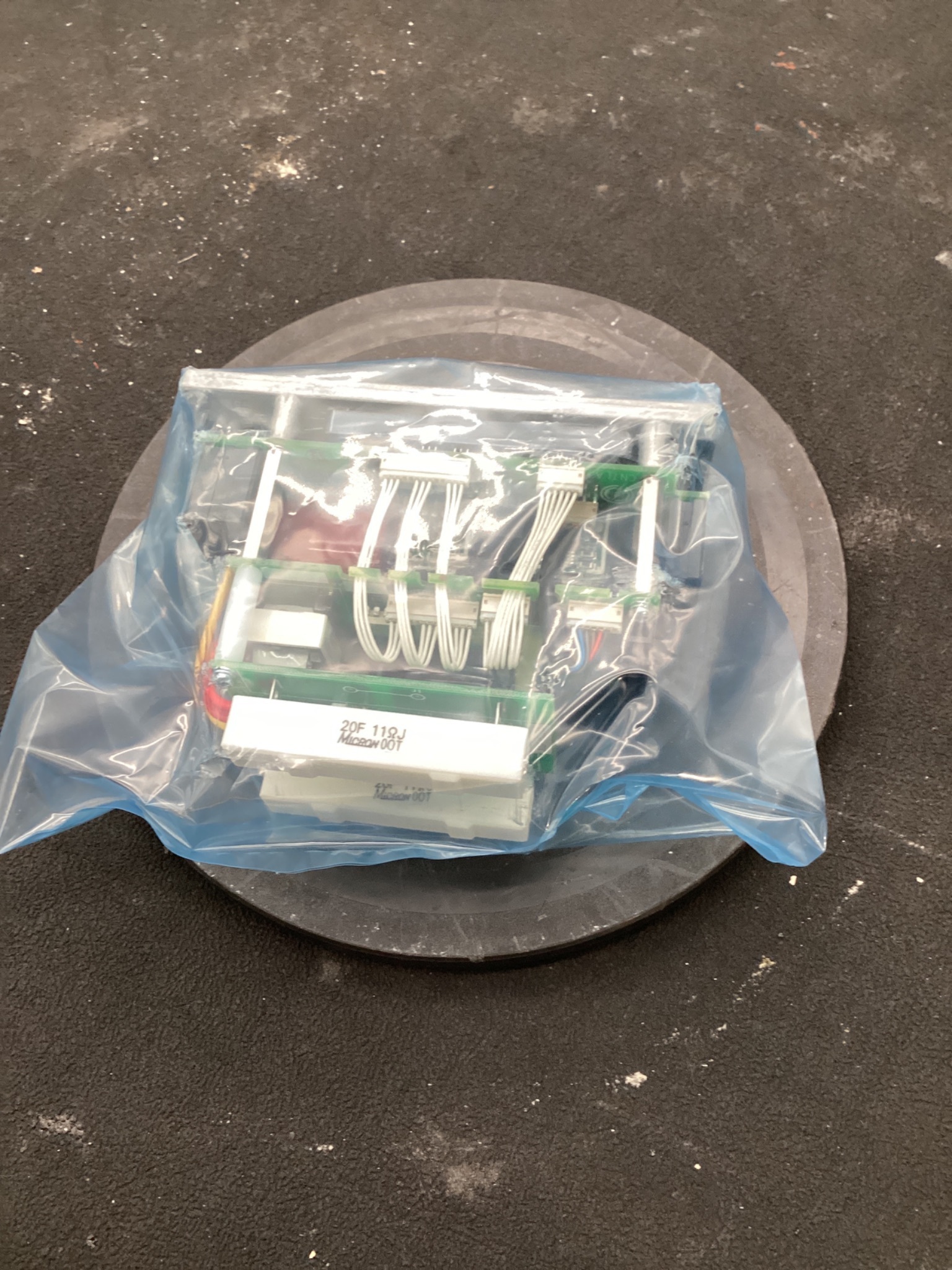 YASKAWA JUSP-WS10AA SERVO AMPLIFIER MODULE R/B/T AXIS NEW 3