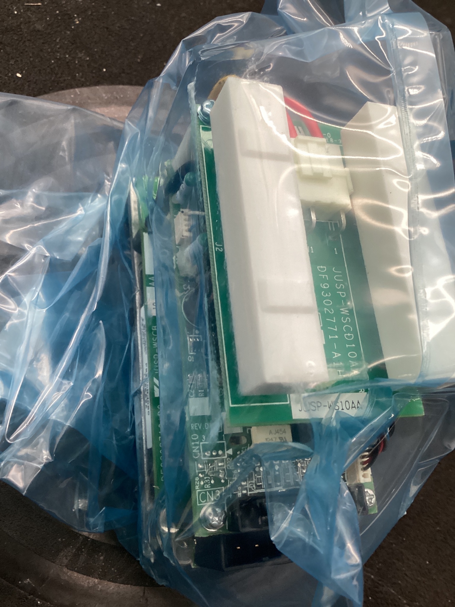 YASKAWA JUSP-WS10AA SERVO AMPLIFIER MODULE R/B/T AXIS NEW 4