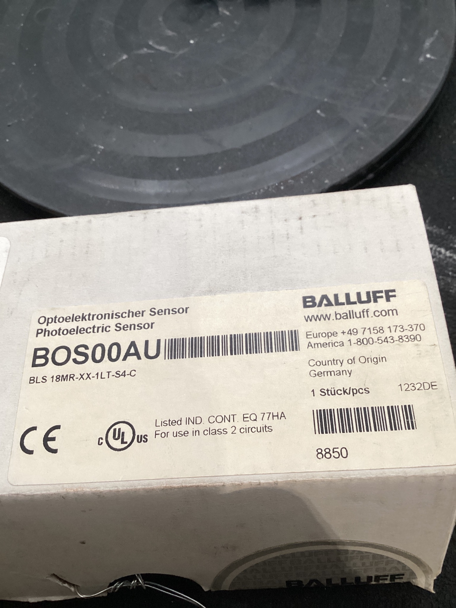 BALLUFF BOS00AU PHOTOELECTRIC SENSOR NEW 2