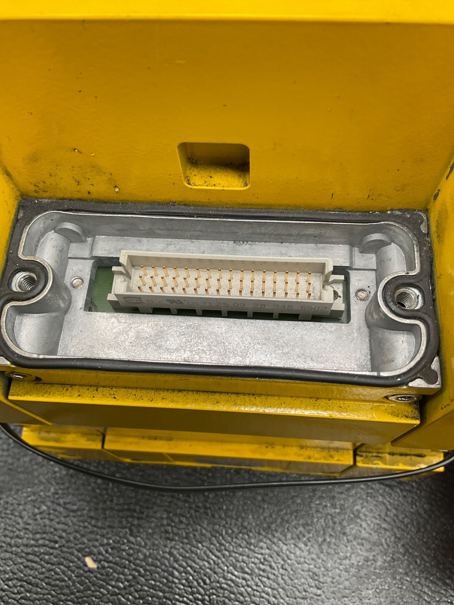 SICK S30A-6011BA SAFETY LASER SCANNER S3000 STANDARD USED REPAIRED 3