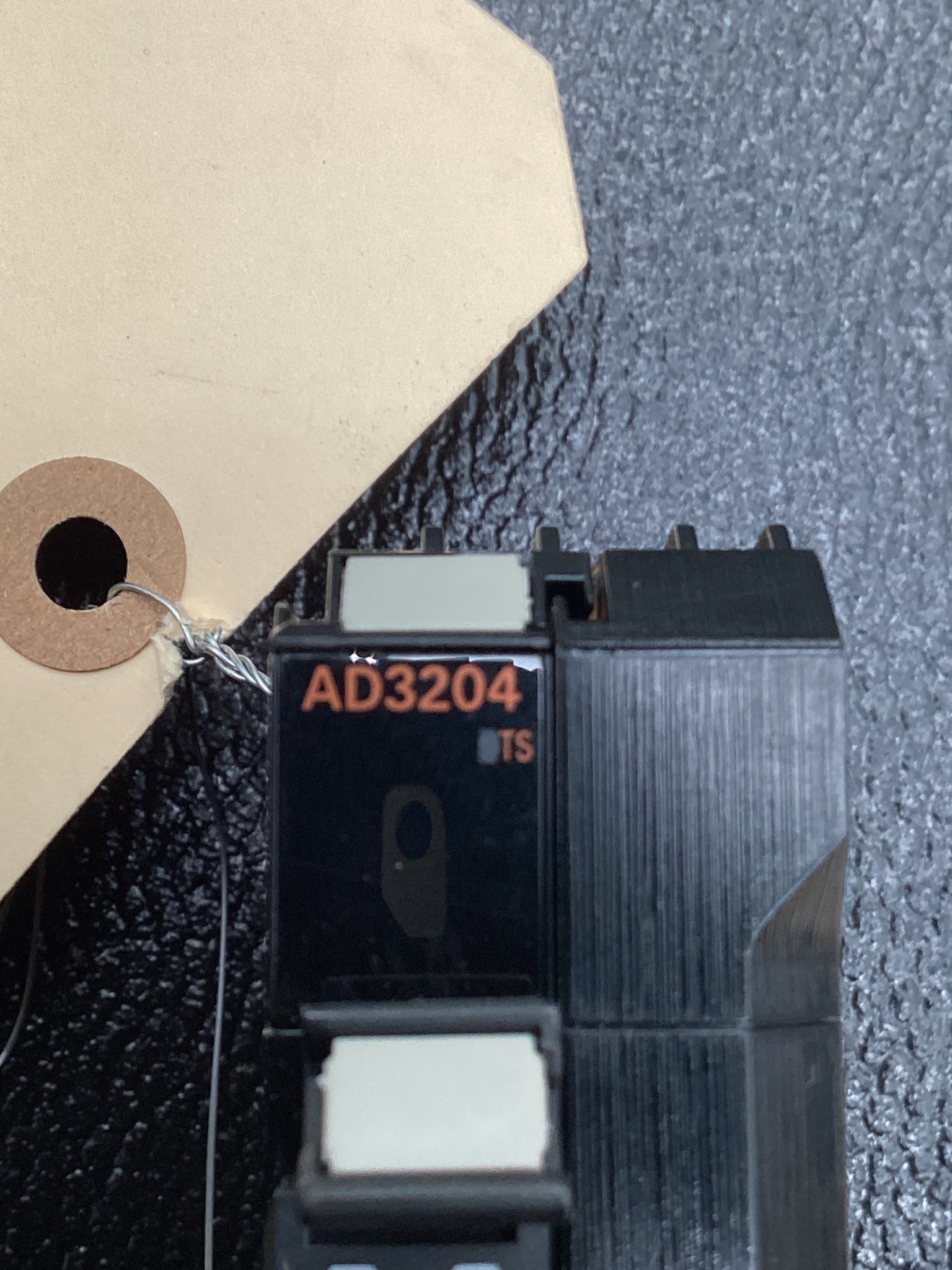 OMRON NX-AD3204 ANALOG INPUT UNIT USED 6