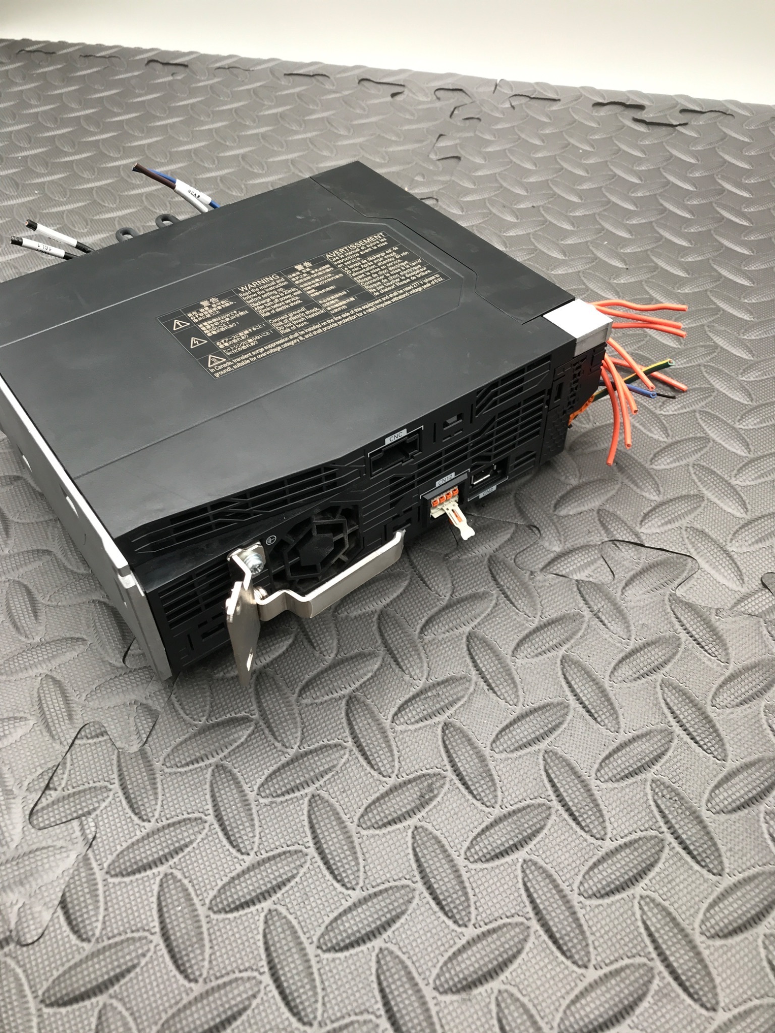 OMRON R88D-1SN08H-ECT AC SERVO DRIVE USED 6