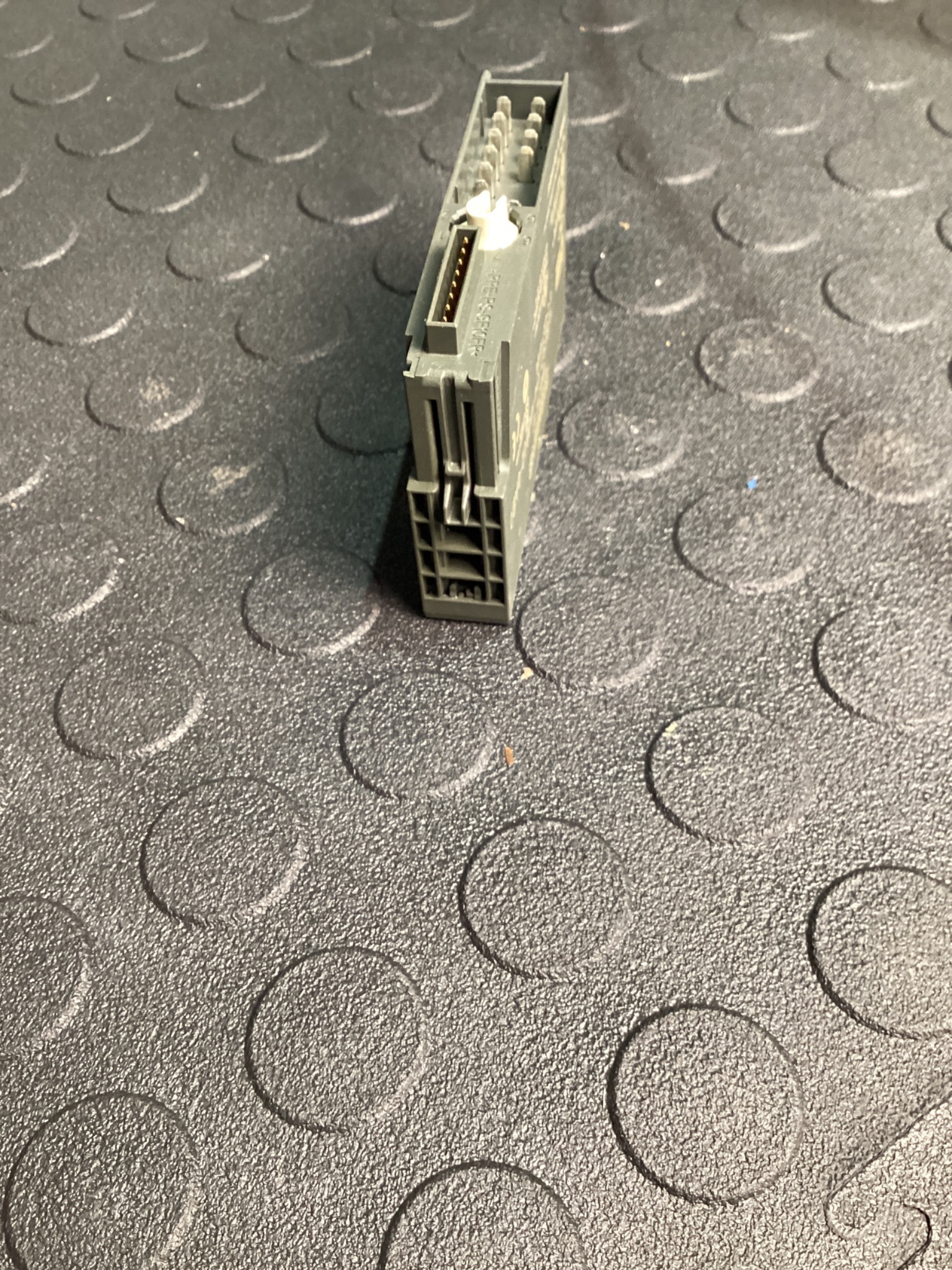 SIEMENS 6ES7 134-4MB02-0AB0 ANALOG INPUT MODULE USED 4
