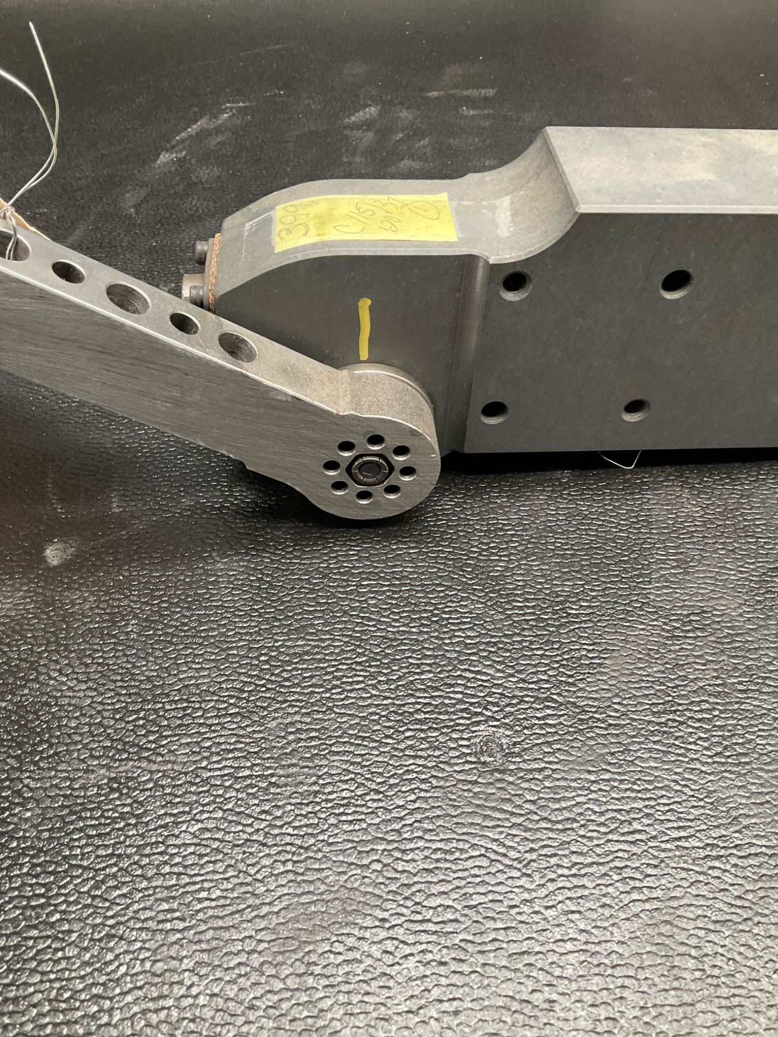 BTM 779802A PNEUMATIC POWER CLAMP USED 2