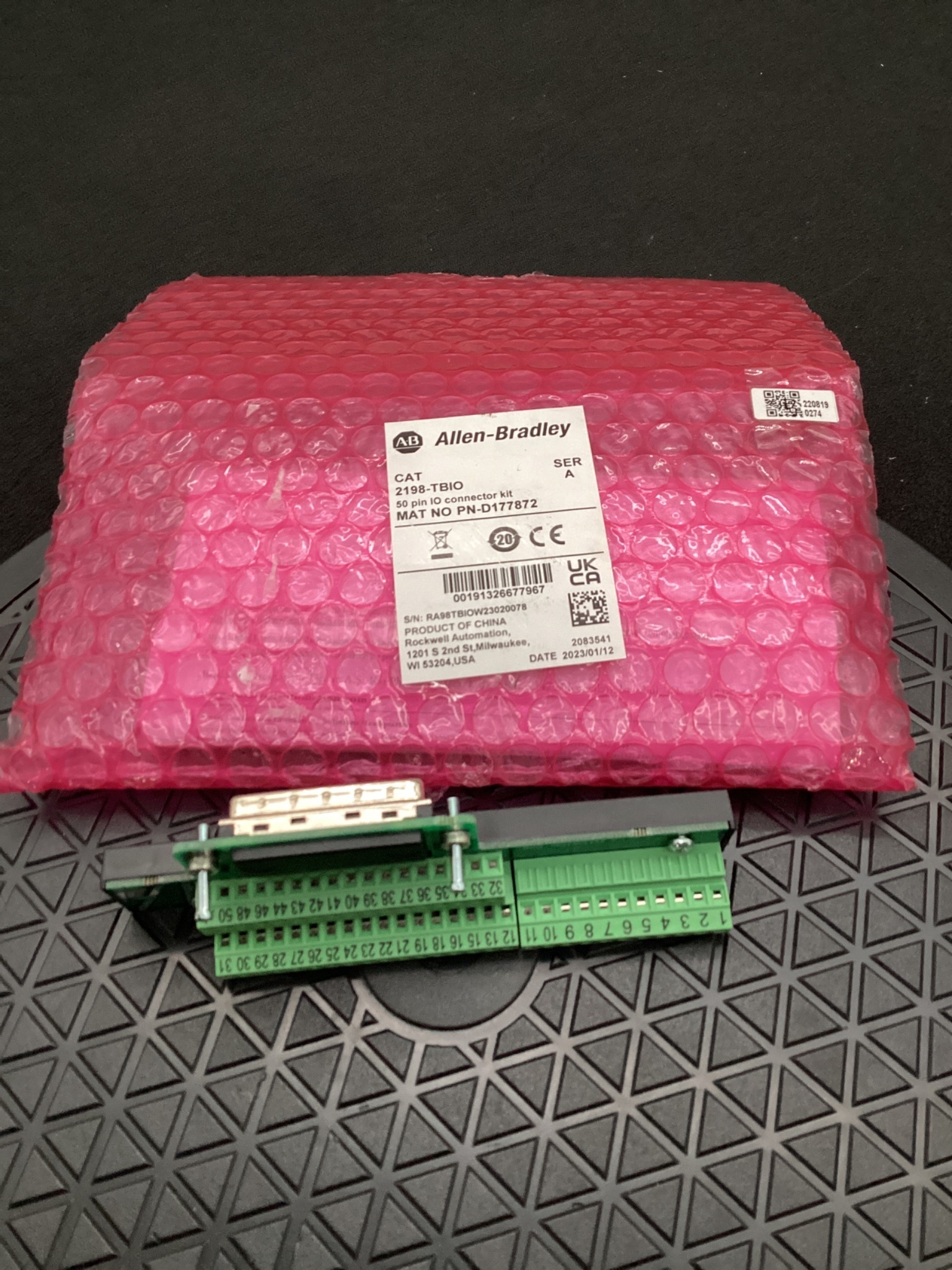 ALLEN BRADLEY 2198-TBIO CONNECTOR INTERFACE MODULE 50-PIN NEW 4