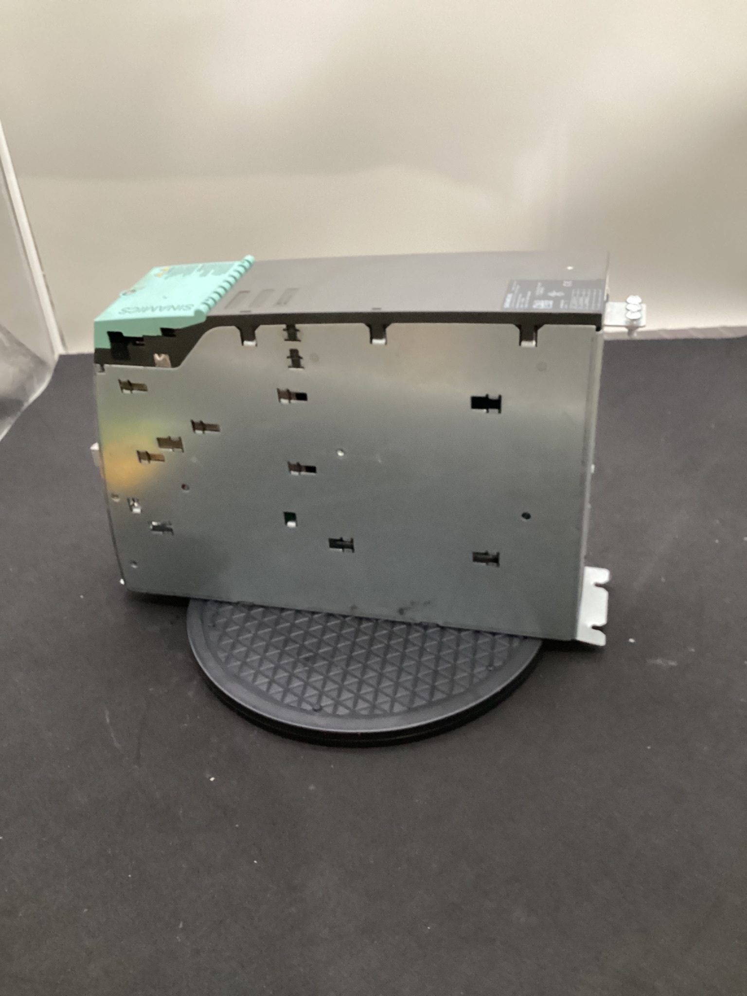 SIEMENS A5E00675493 SINAMICS S120 MOTOR MODULE 18A USED 2