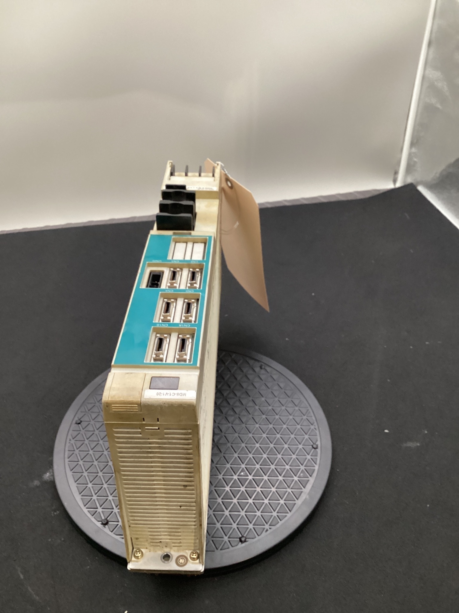 MITSUBISHI MDS-C1-V1-20 AC SERVO DRIVE 2.0KW SINGLE-AXIS USED 2