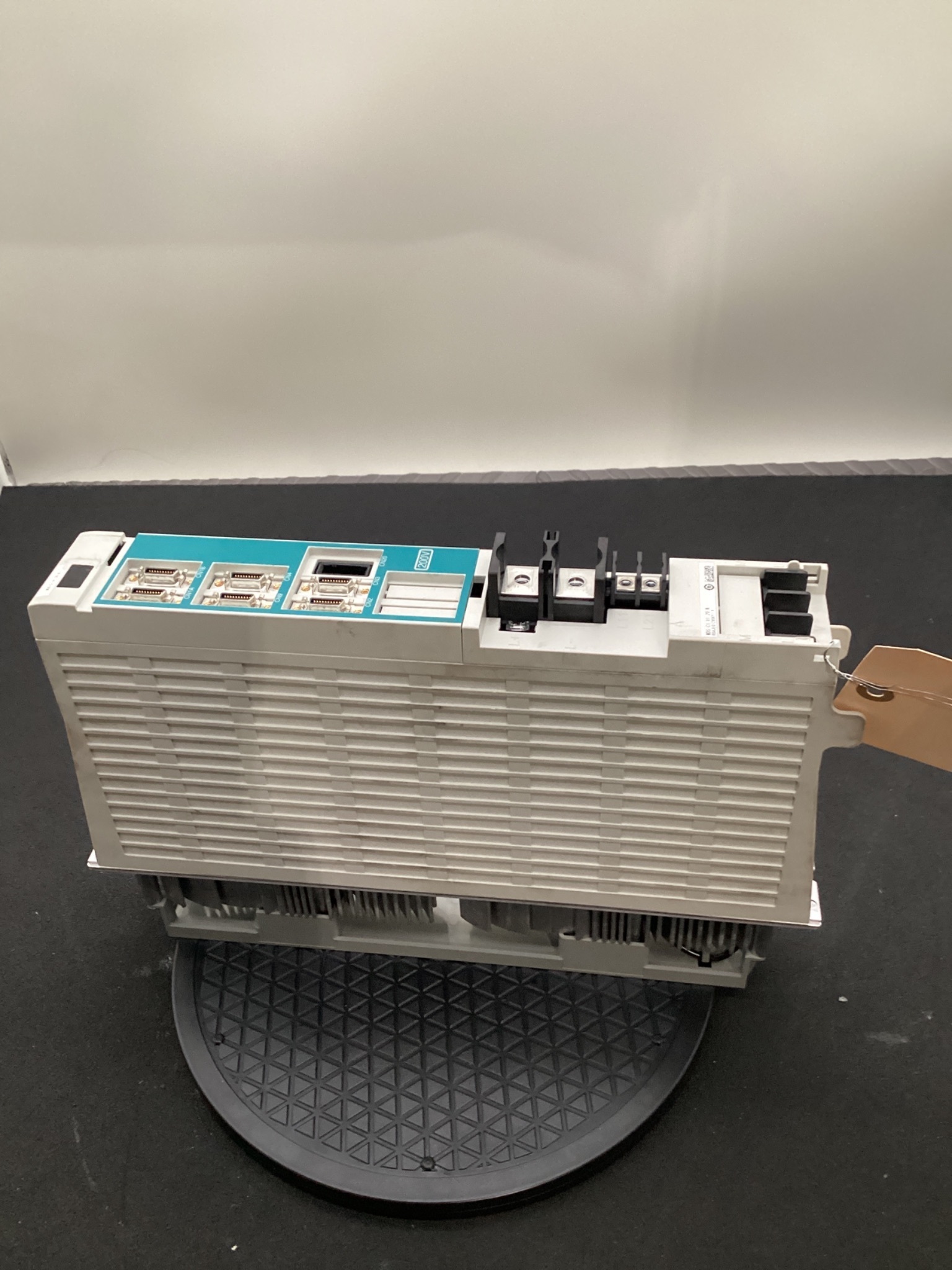 MITSUBISHI MDS-C1-V1-20-N SERVO DRIVE 2KW 1-AXIS USED 2