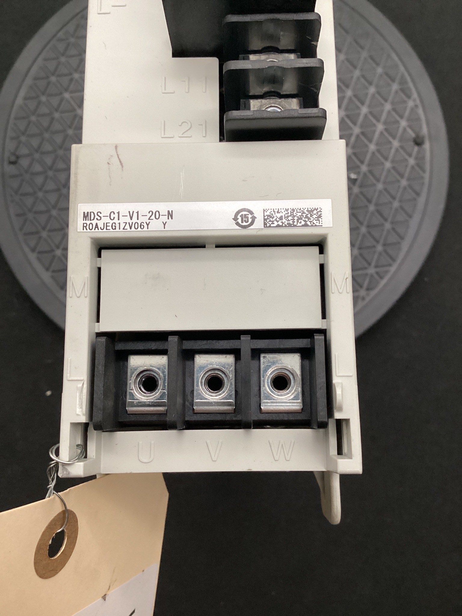 MITSUBISHI MDS-C1-V1-20-N SERVO DRIVE 2KW 1-AXIS USED 3