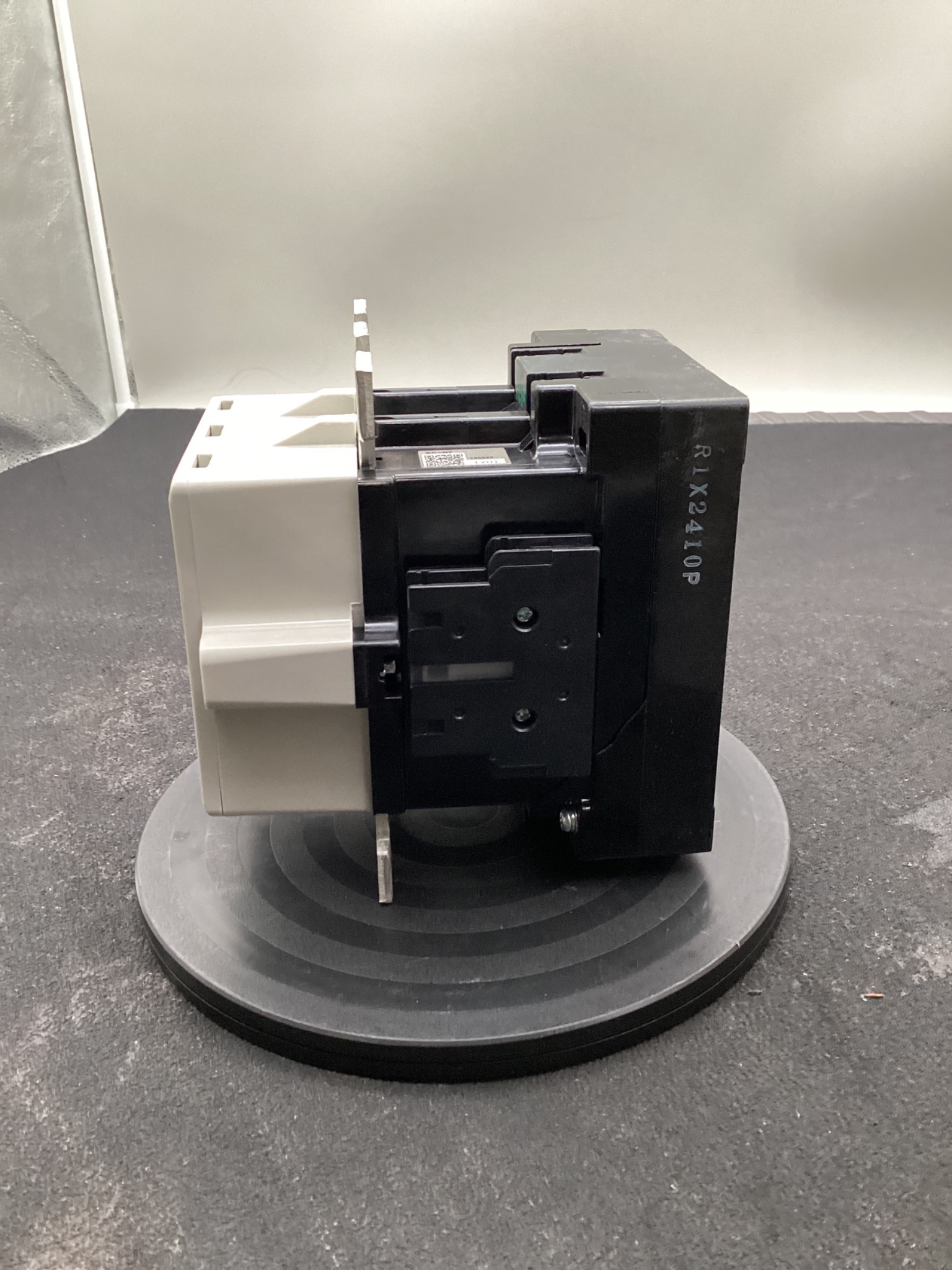 FUJI SC-N7 MAGNETIC CONTACTOR 220V AC 3-POLE USED 2