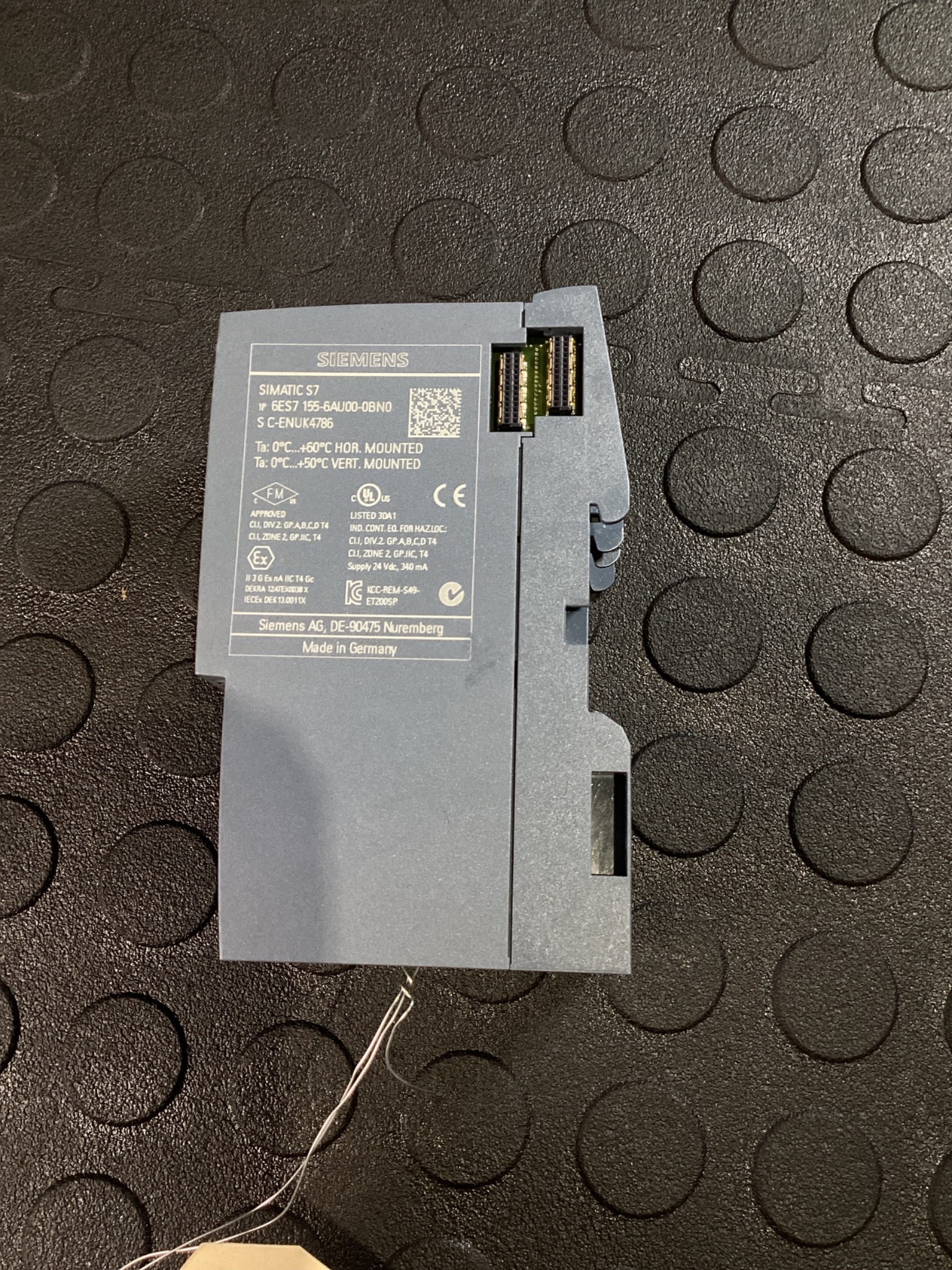 SIEMENS 6ES7 155-6AU00-0BN0 Interface Module W/ 6ES7193-6AR00-0AA0 USED 2