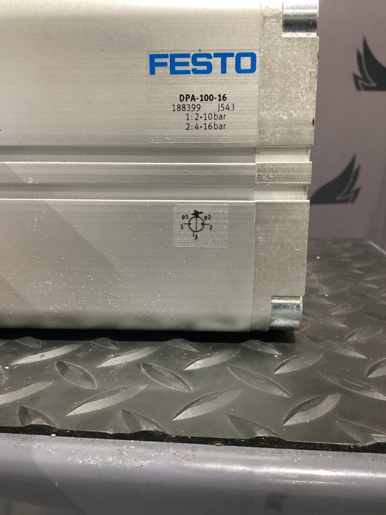 FESTO DPA-100-16 PNEUMATIC PRESSURE BOOSTER USED 4