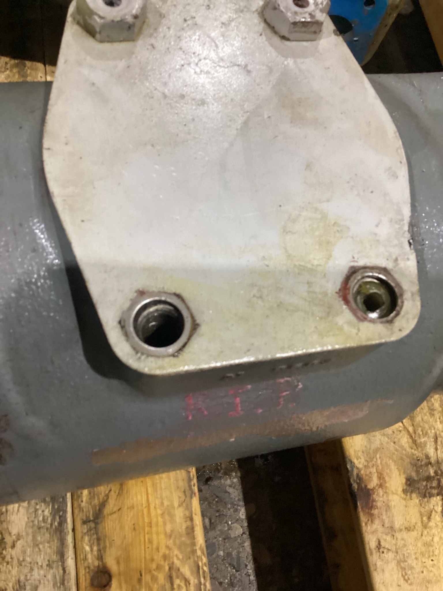 TOKYO KEIKI F11-SQP43-42-30-86BB-18 HYDRAULIC VANE PUMP USED 2