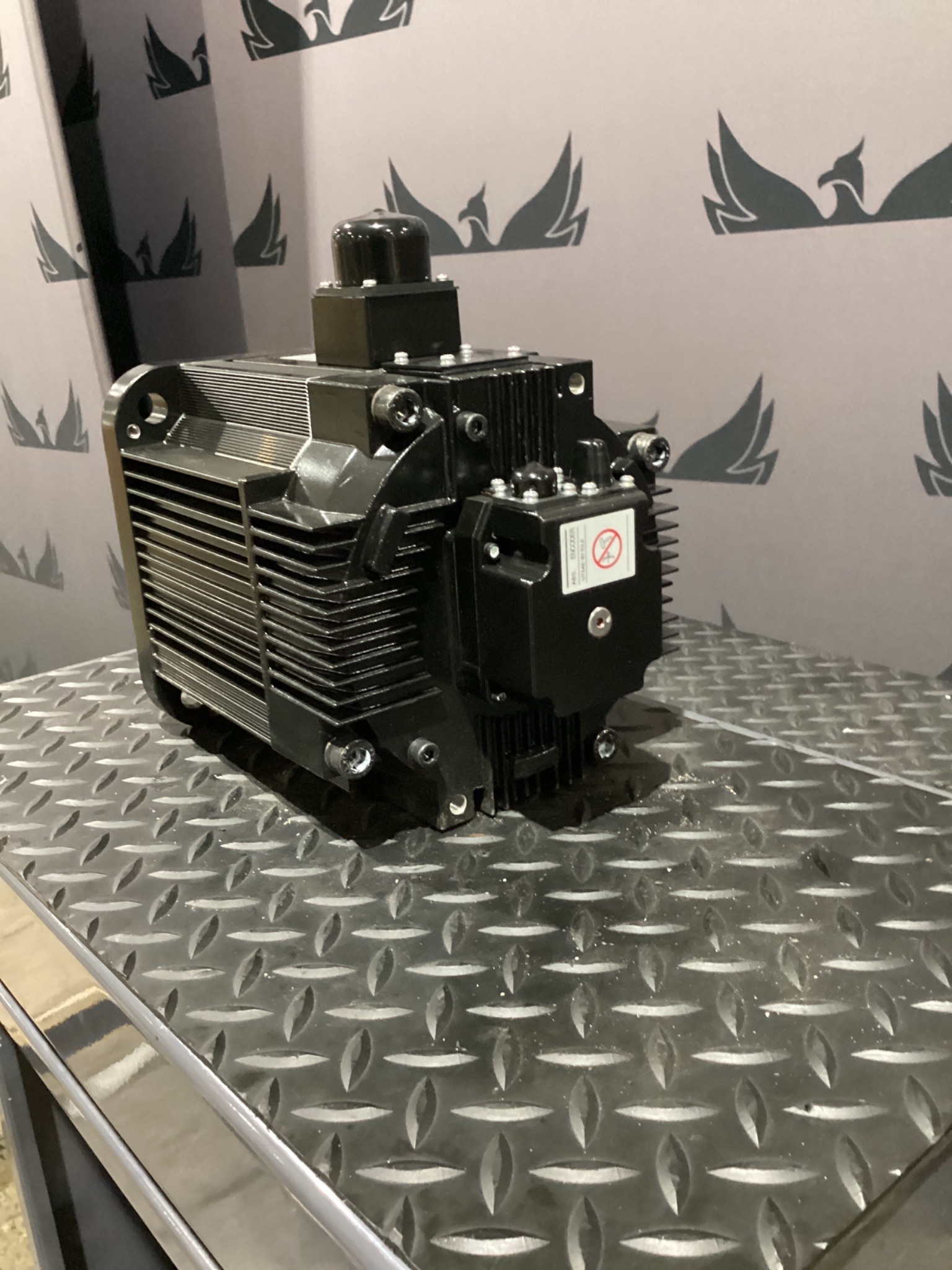 YASKAWA SGMRS-30A2A-YR13 AC SERVO MOTOR 2.9KW 1500RPM USED 2