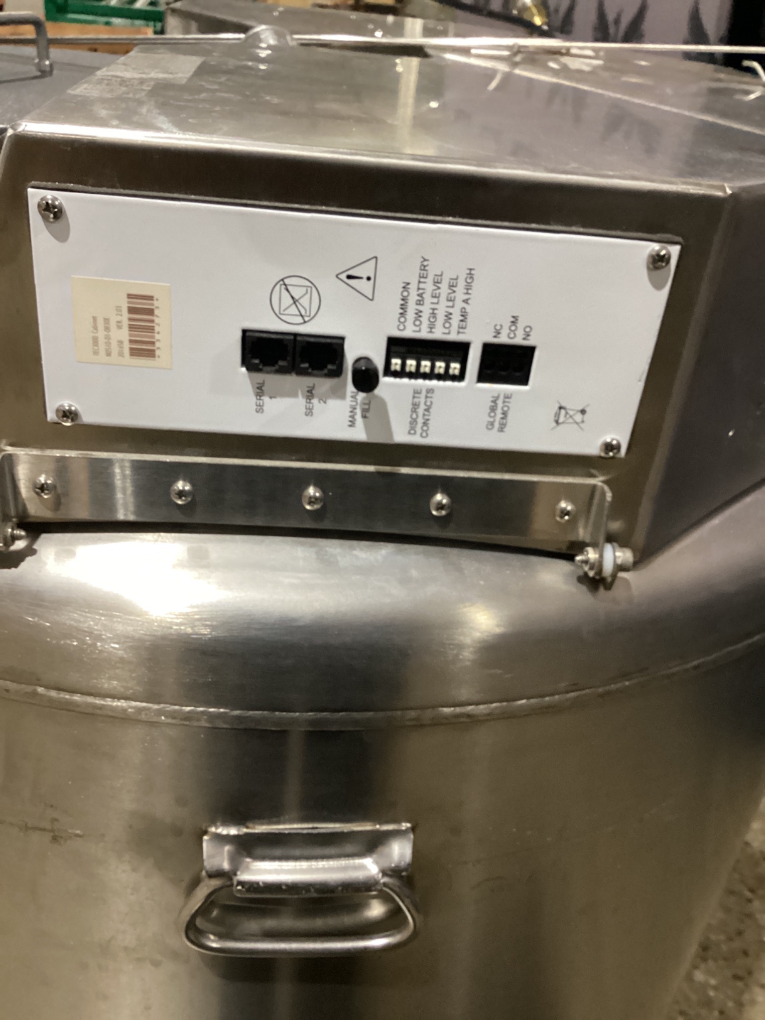 MVE HECO 815P-190AF-GB-BB LN2 VAPOR FREEZER AUTO FILL USED 3
