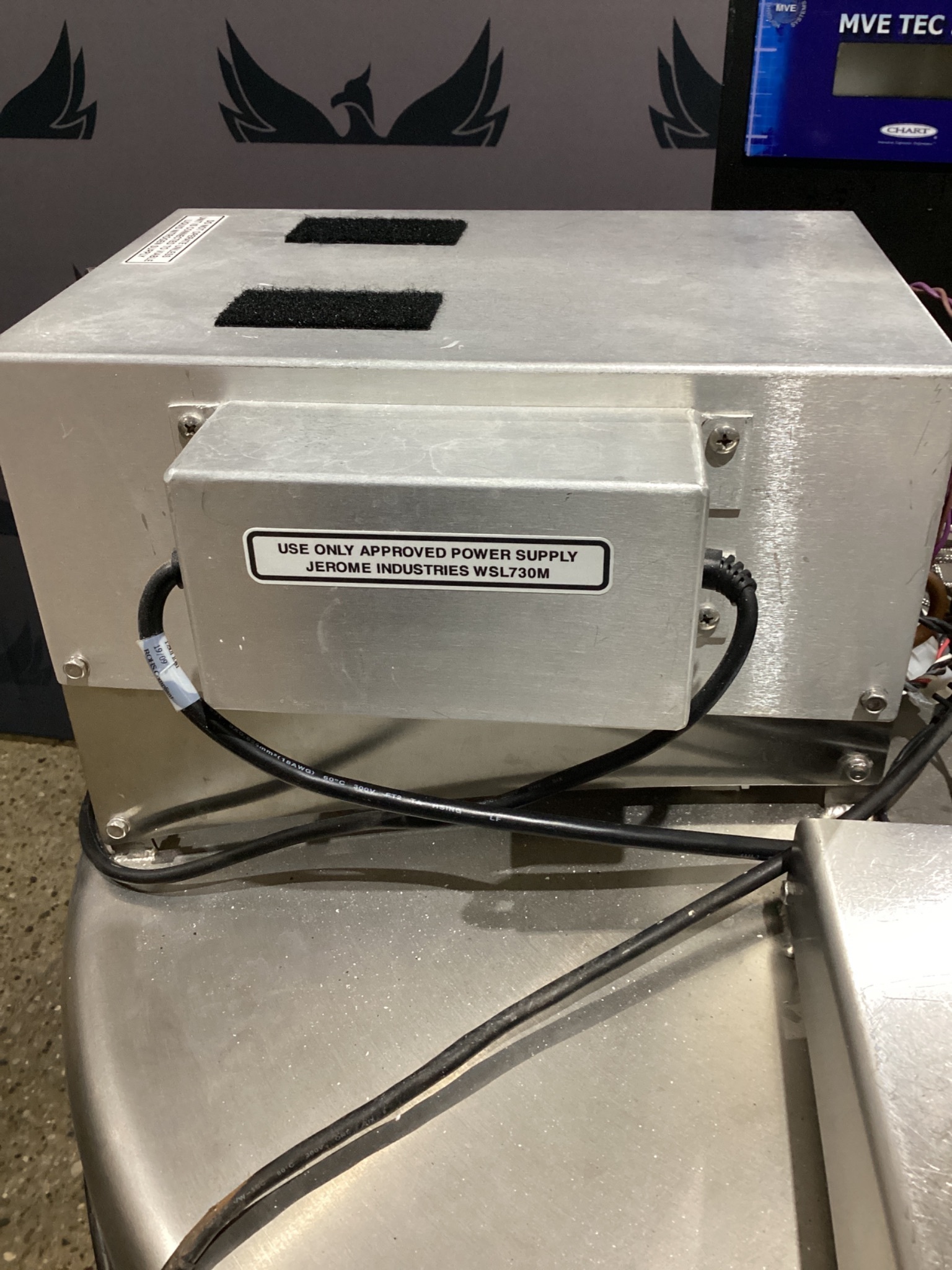 MVE 815P-190F LN2 VAPOR FREEZER AUTO FILL USED 2