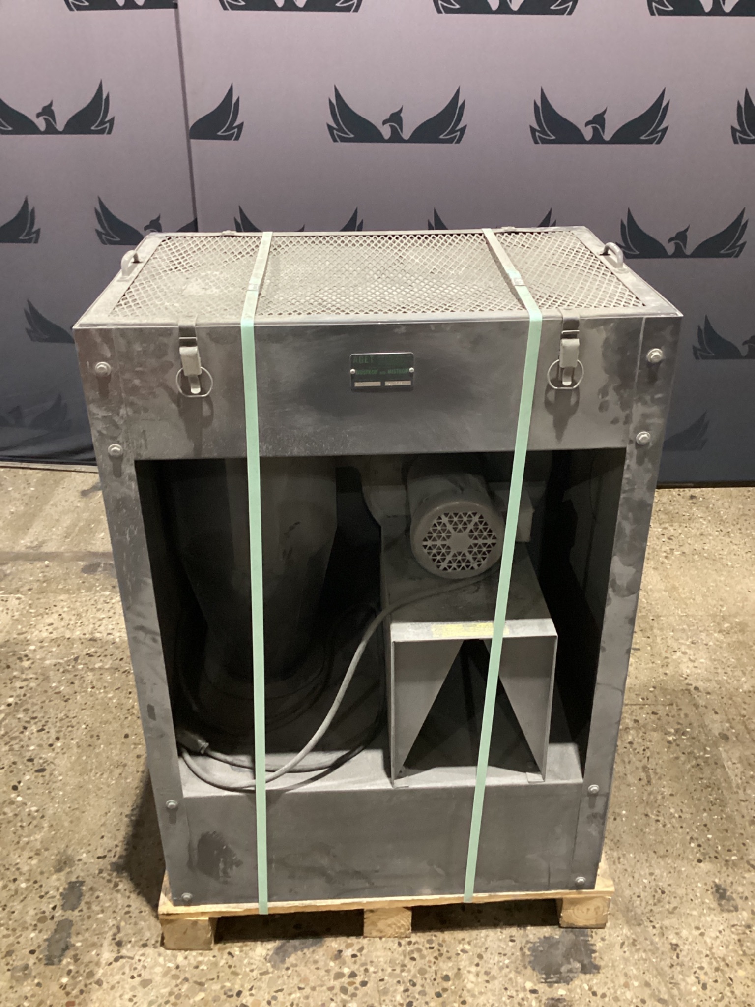 AGET DUSTKOP 800 CYCLONE DUST COLLECTOR 3/4HP 575V USED 0
