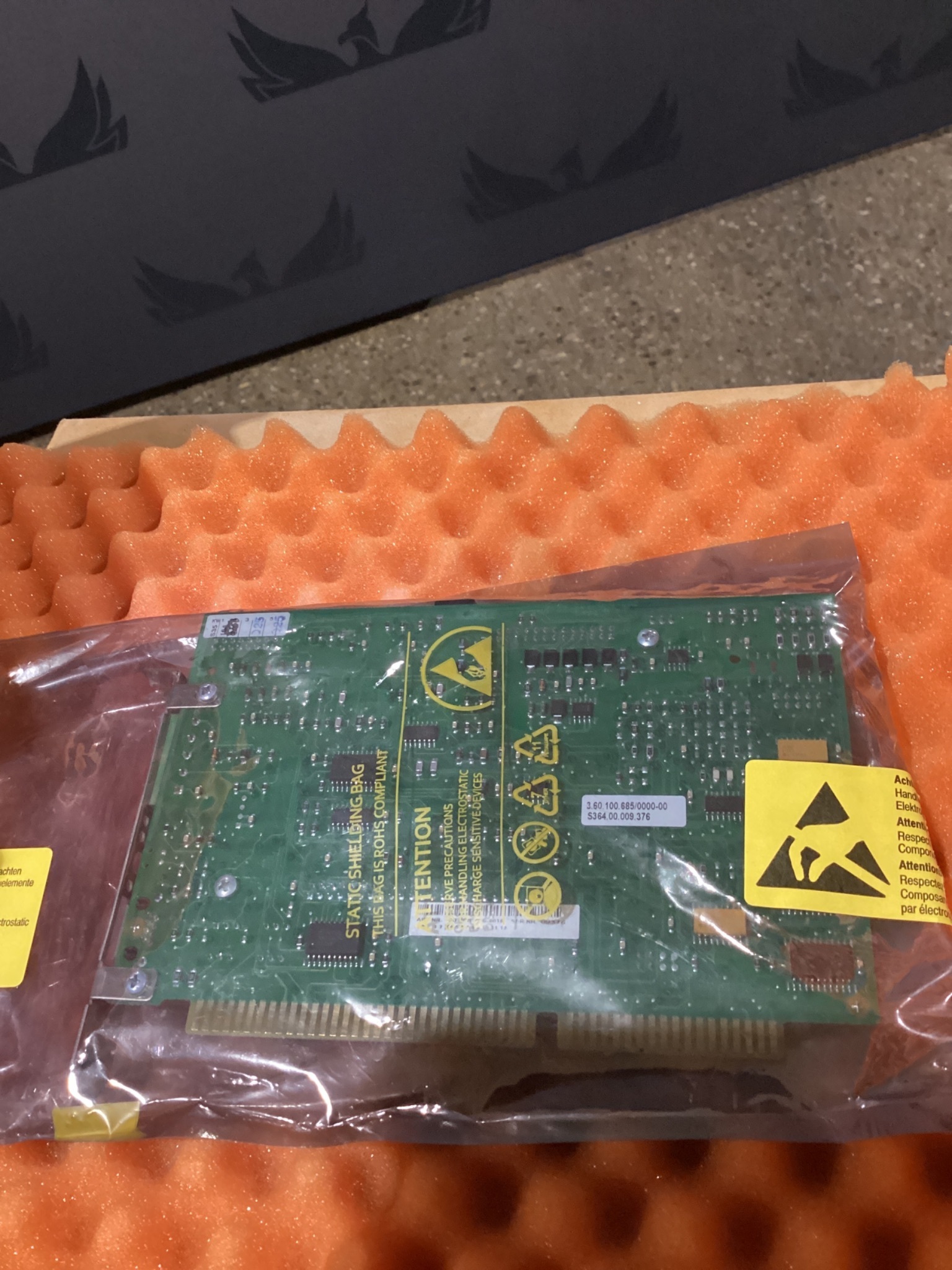 KUKA 00-123-879 INTERFACE MODULE FOR KRC2 CONTROLLER NEW 2
