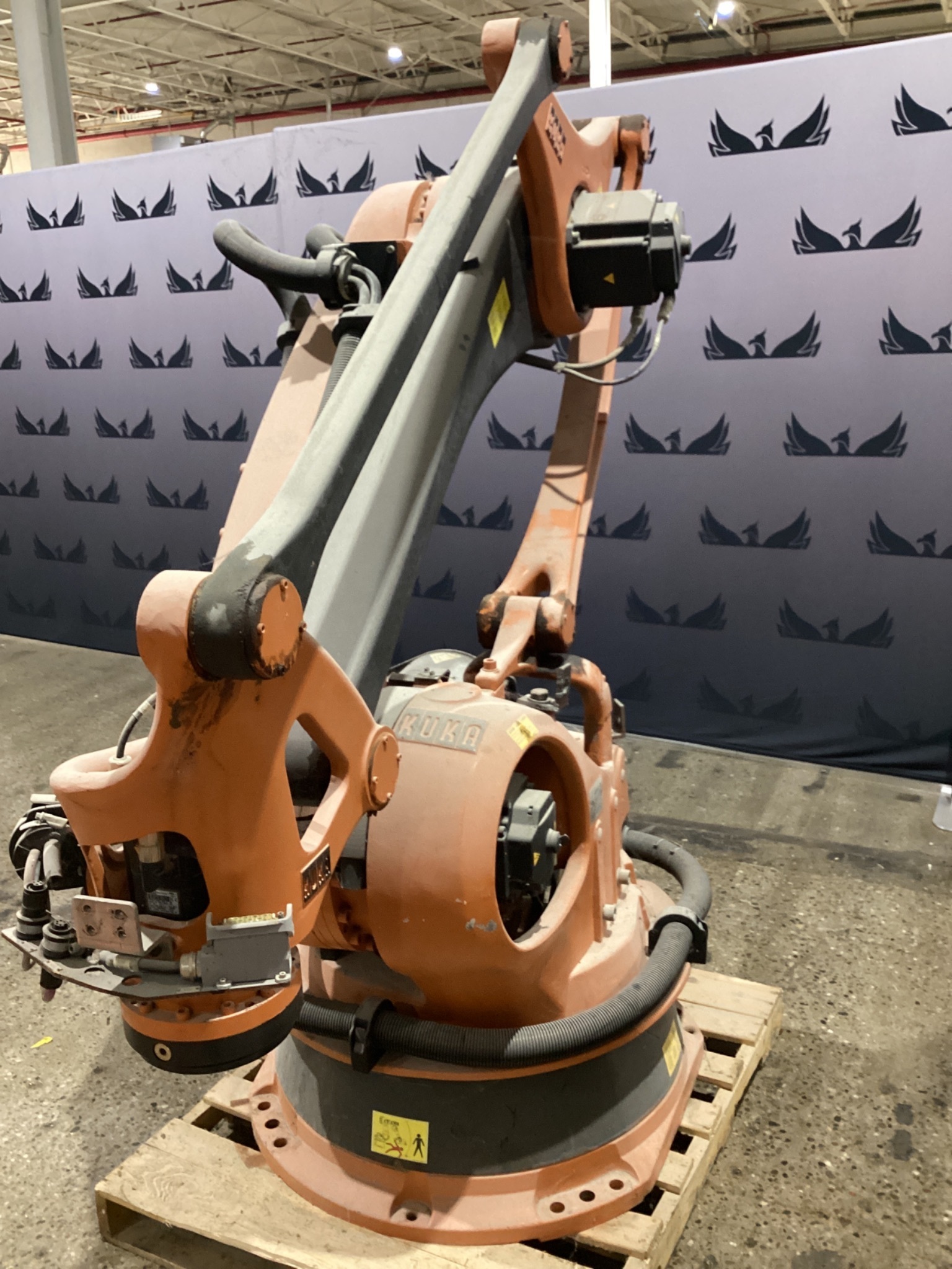 KUKA KR 100-2 PA PALLETIZING ROBOT W/ KR-C2 Controls USED PARTS ONLY 0