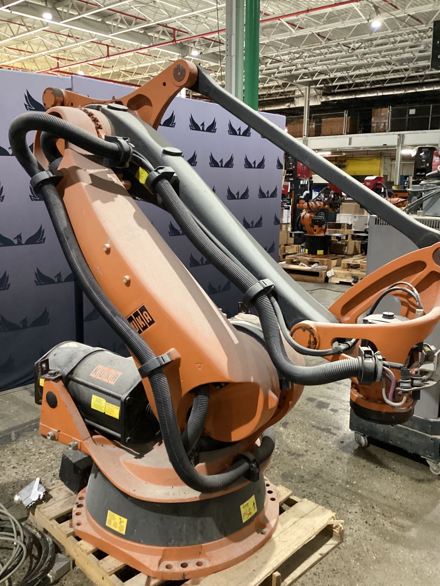 KUKA KR 100-2 PA PALLETIZING ROBOT W/ KR-C2 Controls USED PARTS ONLY 7